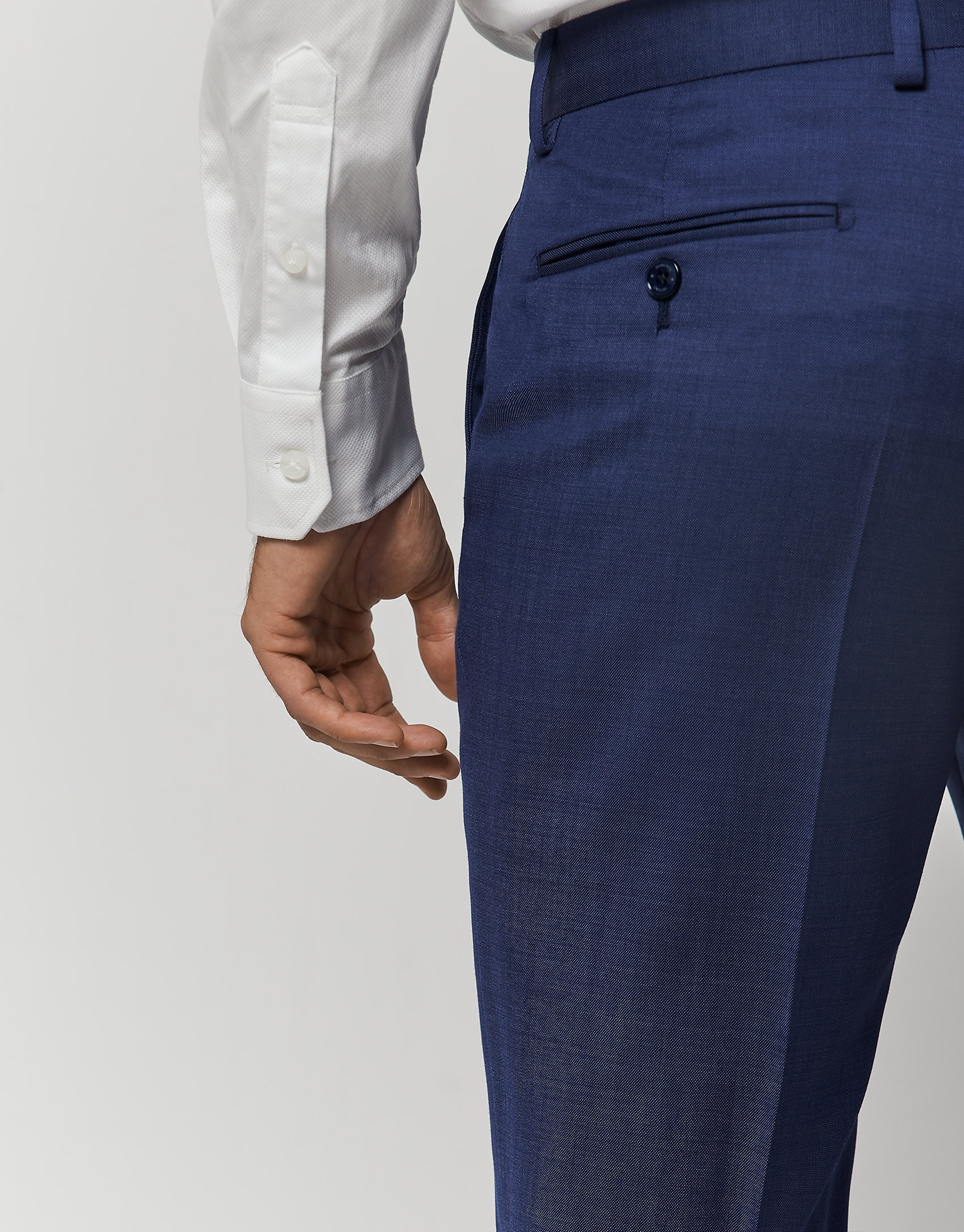 Traje half canvas regular fit falso liso marino