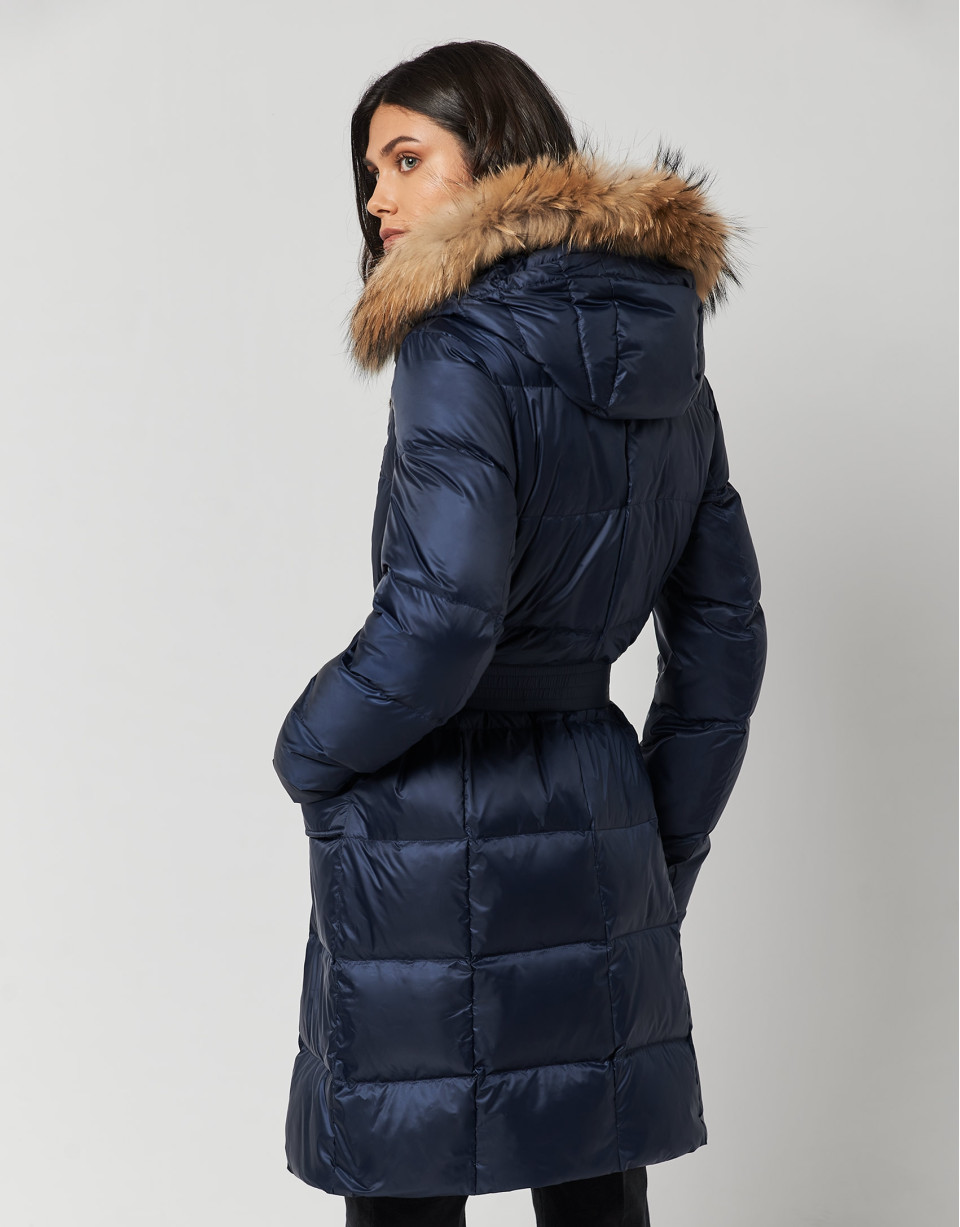 Long dark blue quilted coat with fur hood | Roberto Verino