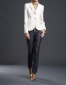 Blazer crema terciopelo bolsillos
