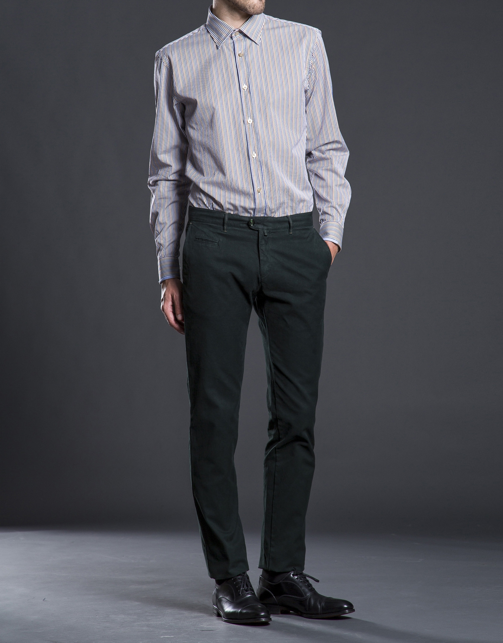 Pantalón sport algodón kaki