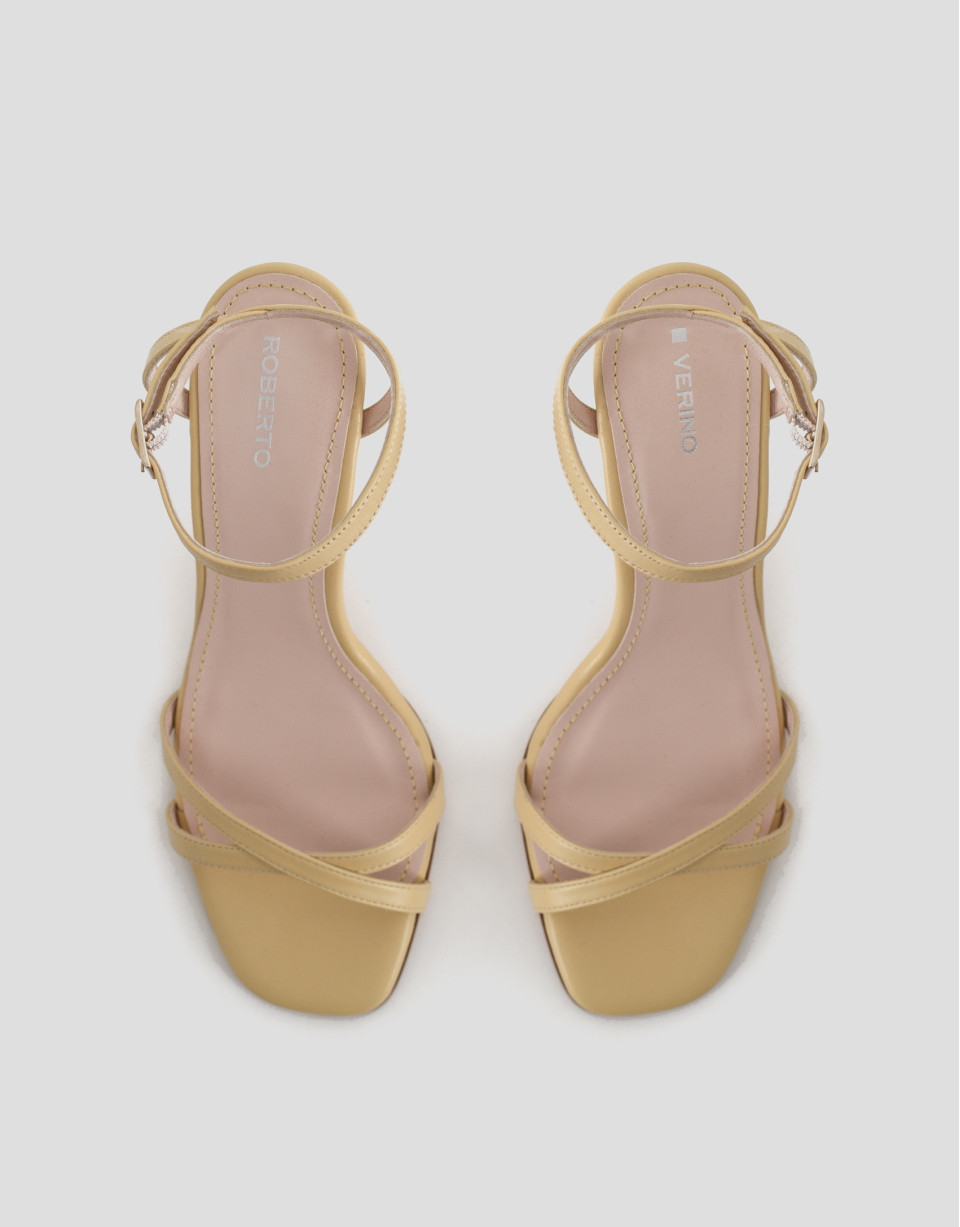 Pastel yellow sandals with square heel