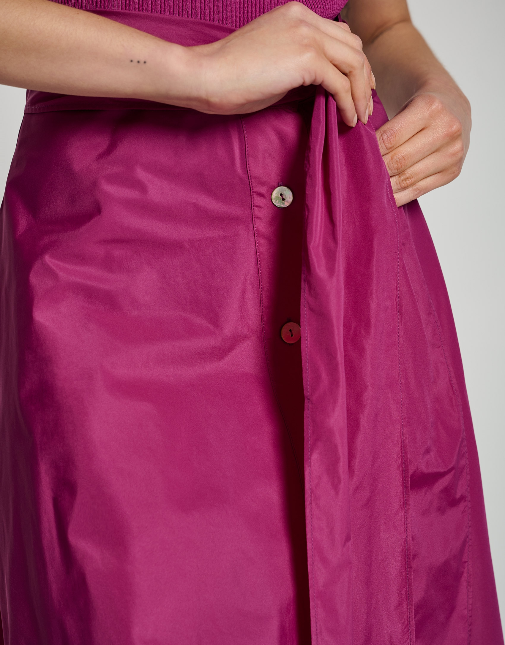 Bougainvillea taffeta midi skirt with buttons