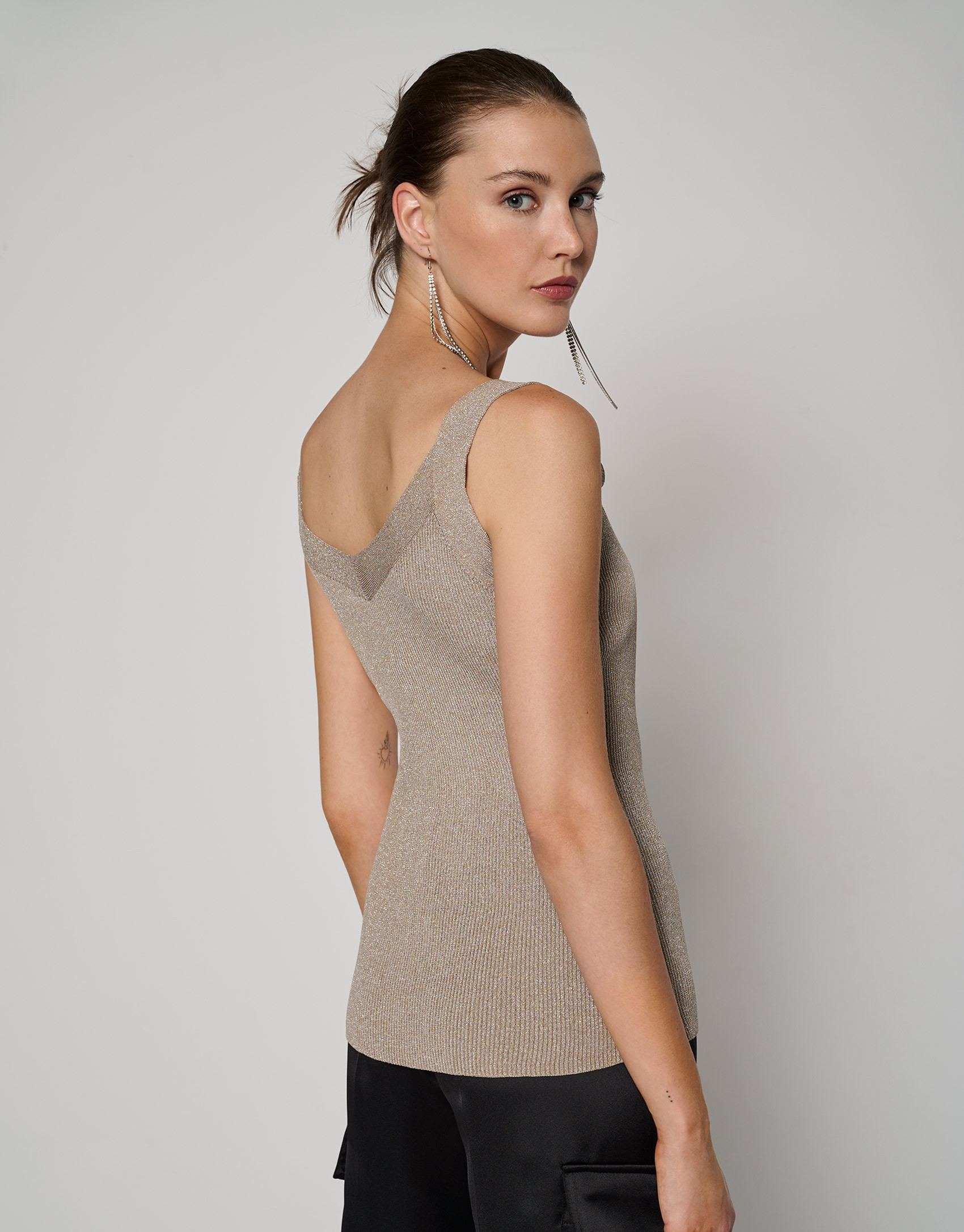 Knit halter top with gold glitter - Woman | Roberto Verino