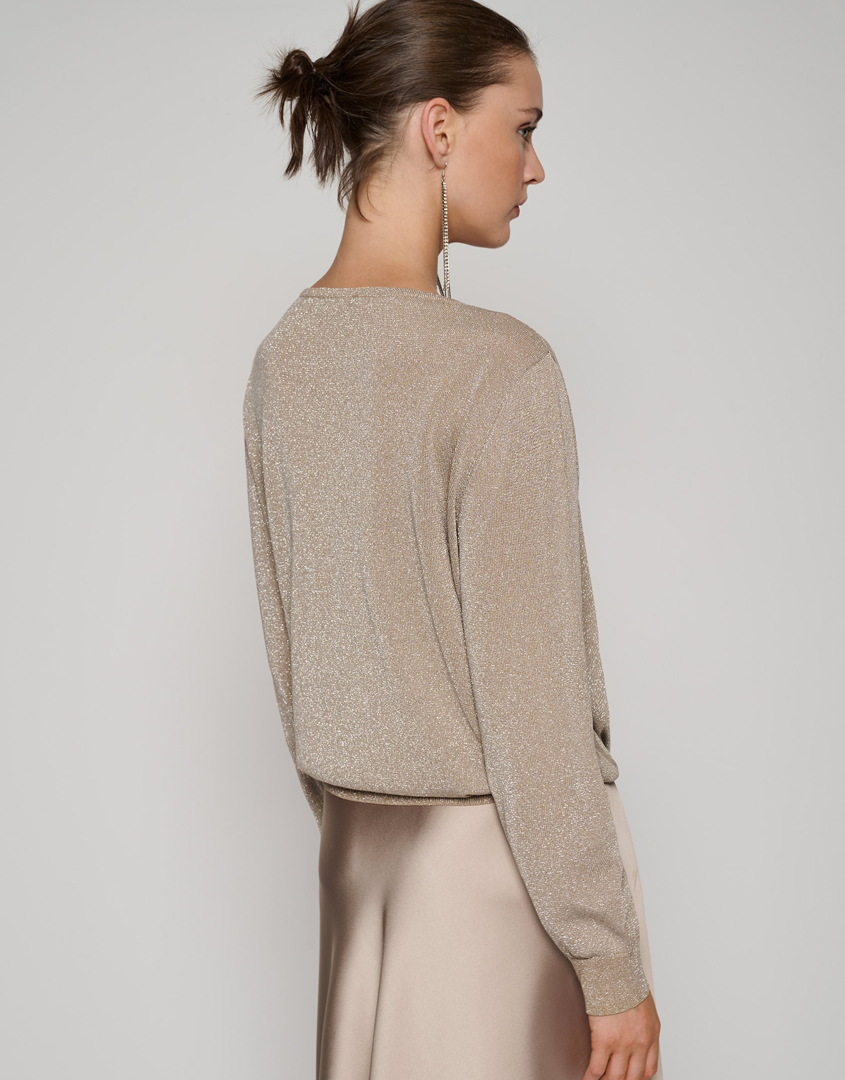 Knit sweater with gold glitter and V-neck | Roberto Verino