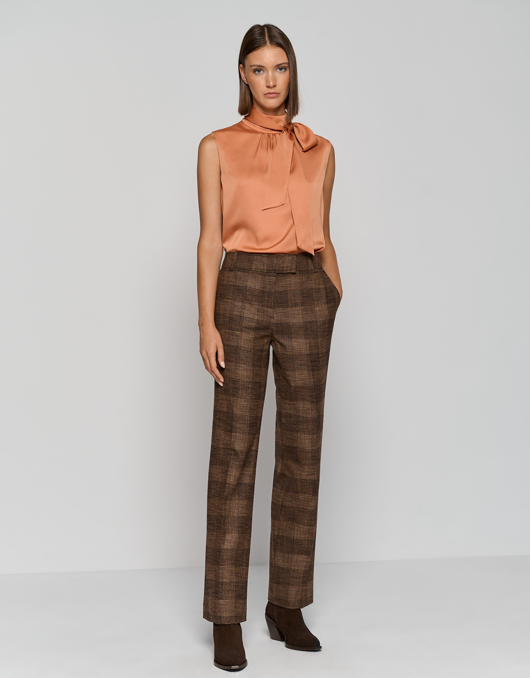 Brown glen plaid straight tailored pants | Roberto Verino