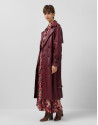 Long burgundy napa raincoat - Woman - AW2023 | Roberto Verino