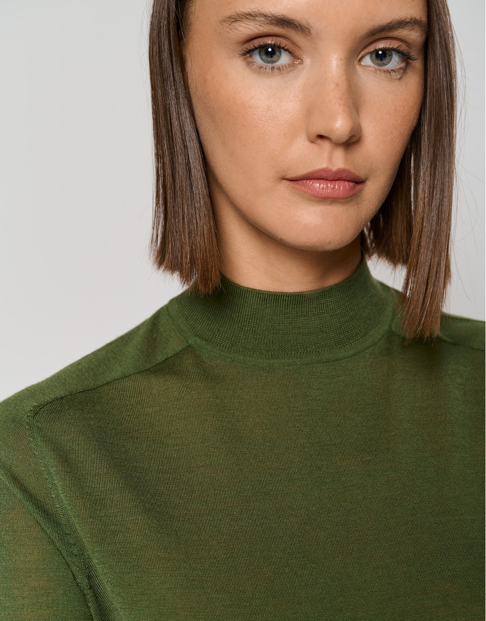 Green fine wool sweater with three quarter ... | Roberto Verino