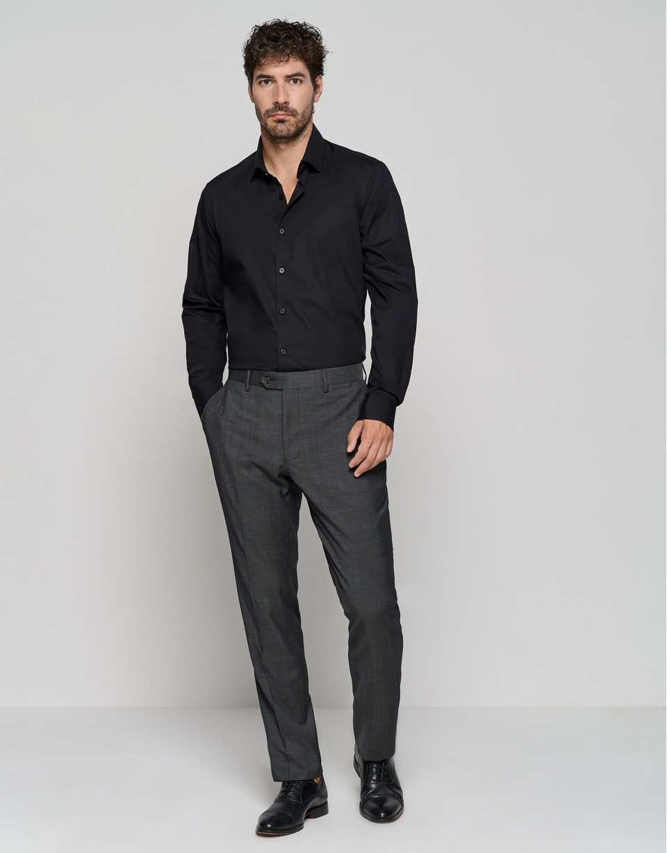 Camisa vestir slim liso negro - Hombre - OI2023 | Roberto Verino