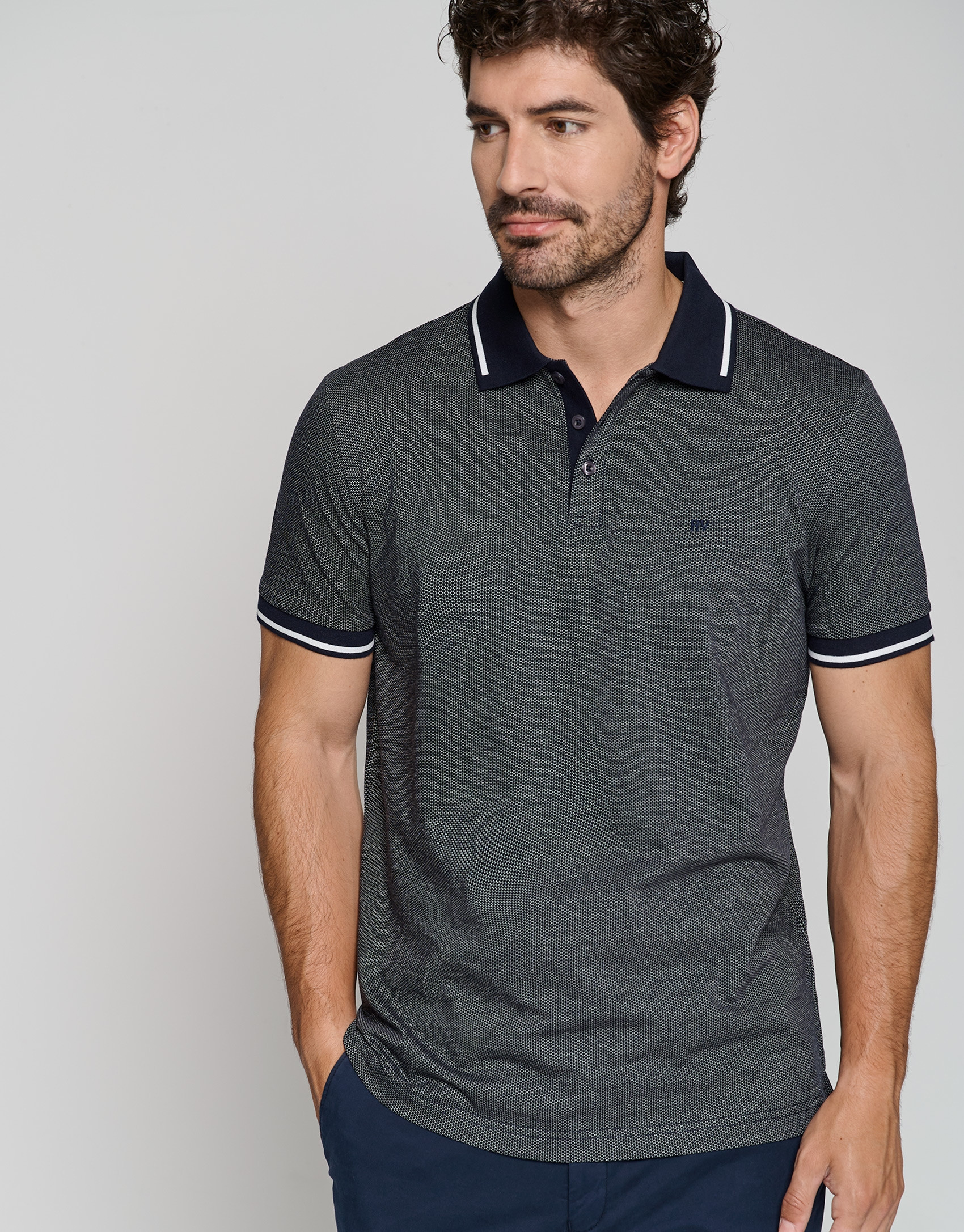 Polo jacquard mercerizado marino y blanco | Roberto Verino