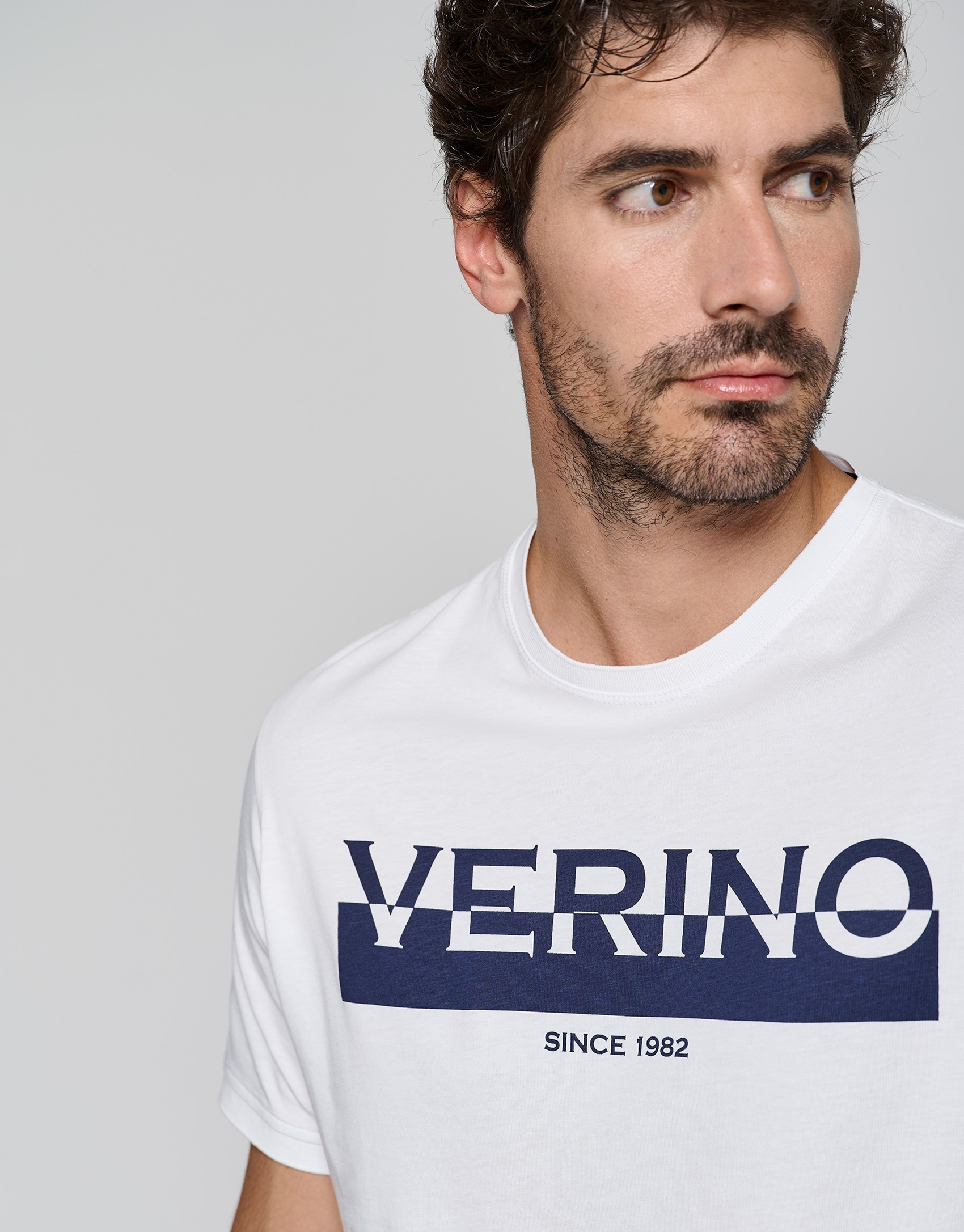 Camiseta blanco con logo marino - Hombre | Roberto Verino