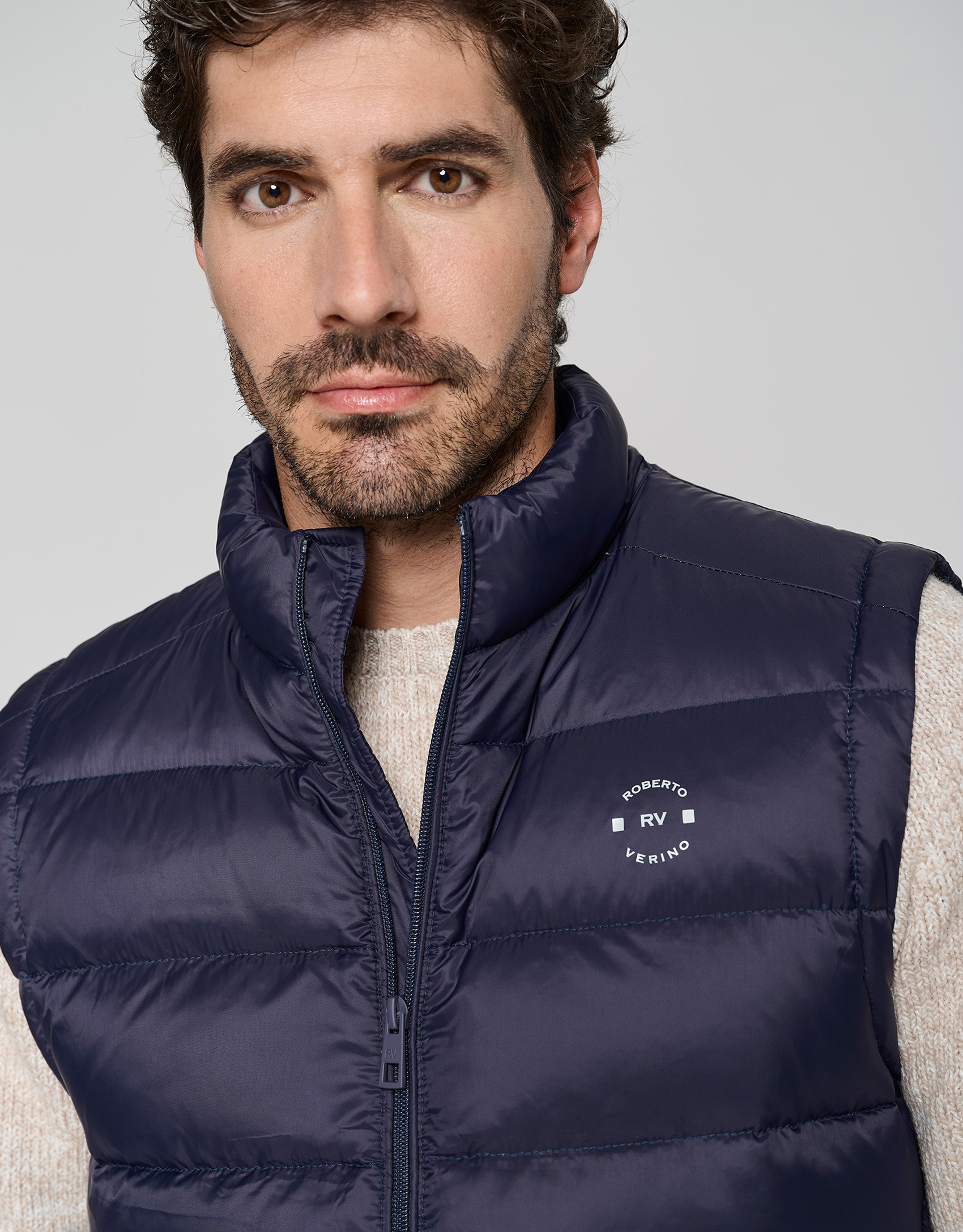Navy blue quilted vest - Man - AW2023 | Roberto Verino