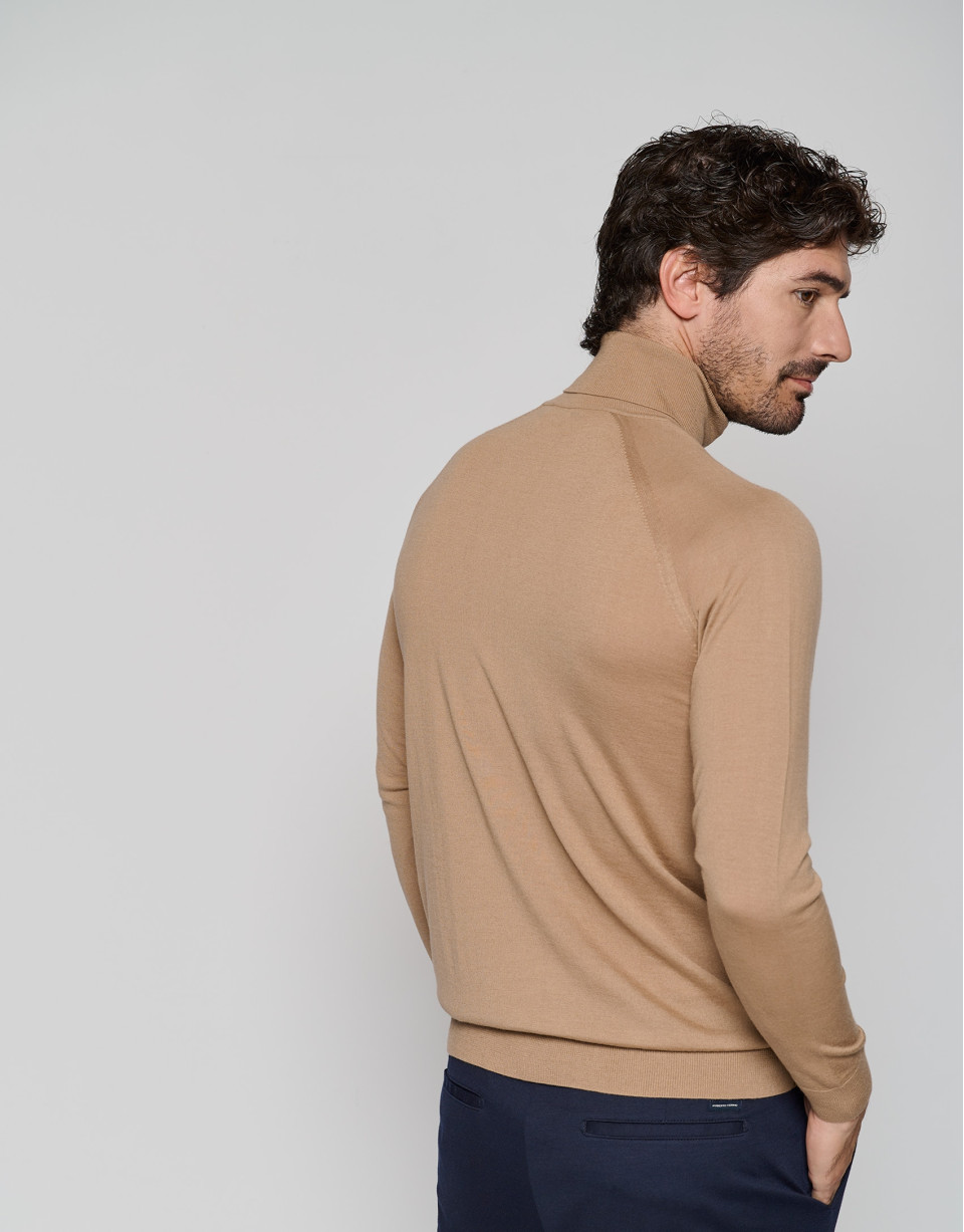 Jersey cuello cisne lana camel - Hombre | Roberto Verino