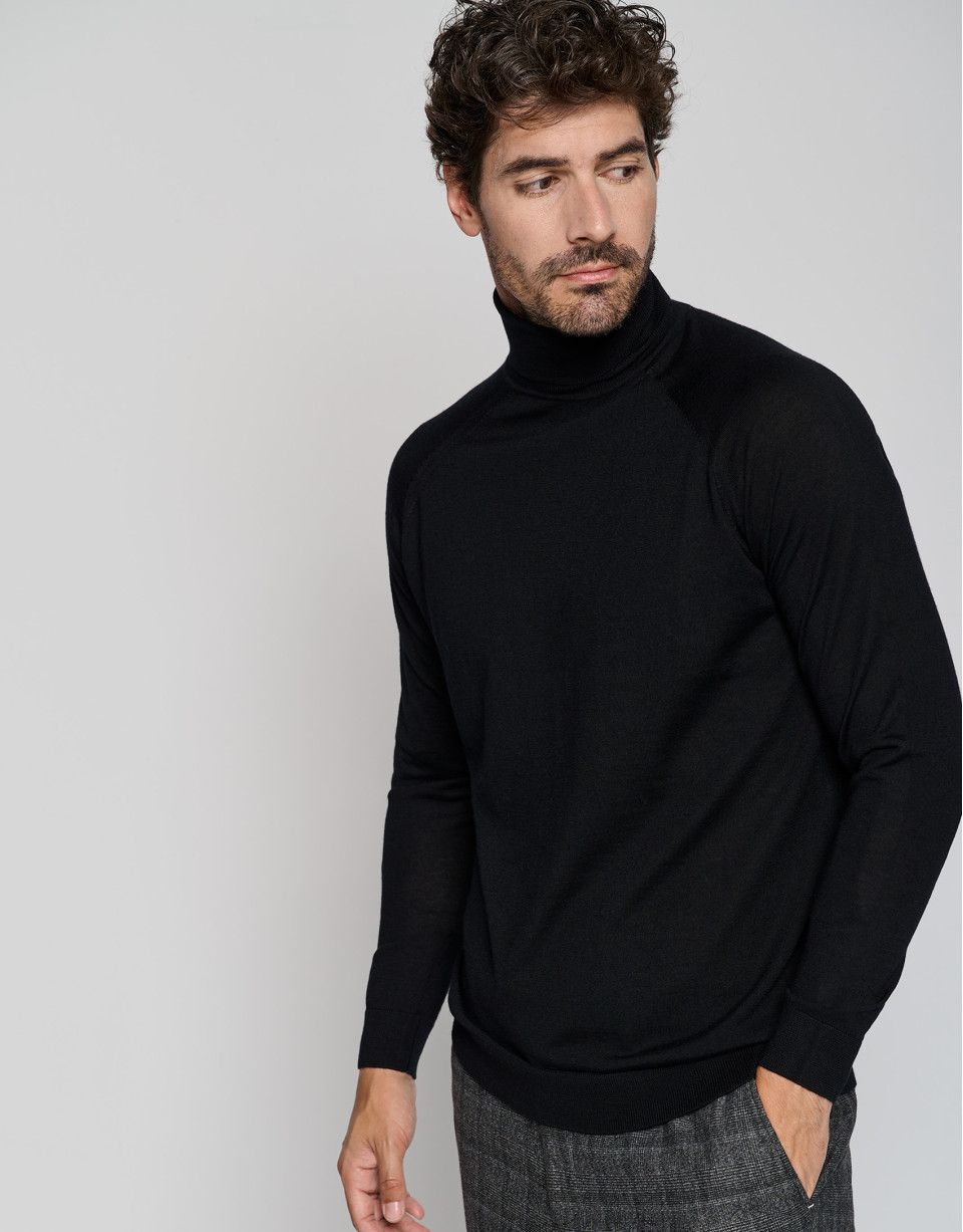 Black melange wool sweater with a turtleneck ... | Roberto Verino