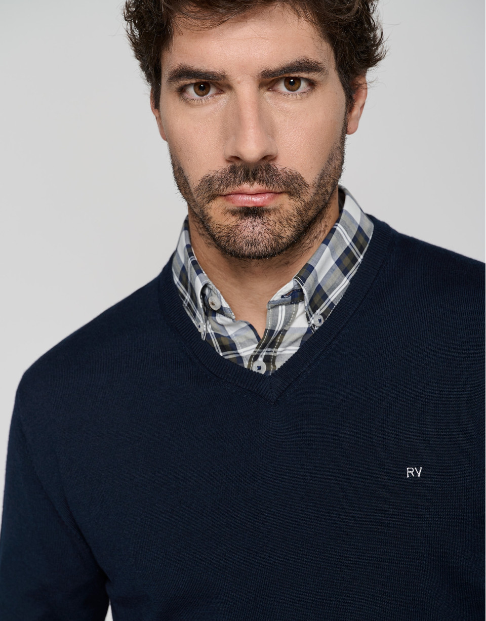 Navy blue wool sweater with V-neck  - Man | Roberto Verino