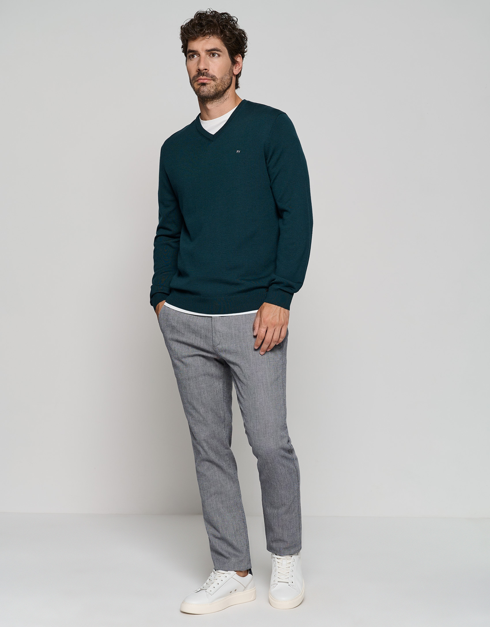 Dark green wool sweater with V-neck  - Man | Roberto Verino