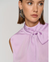 Top con lazada tejido satinado berenjena