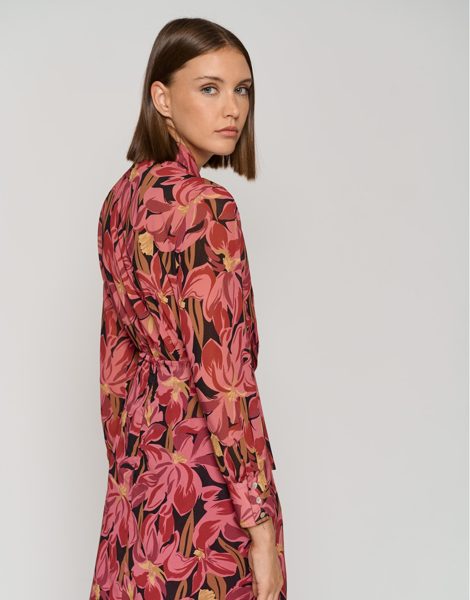 Purple georgette crepe shirt with long sleeves and large floral print