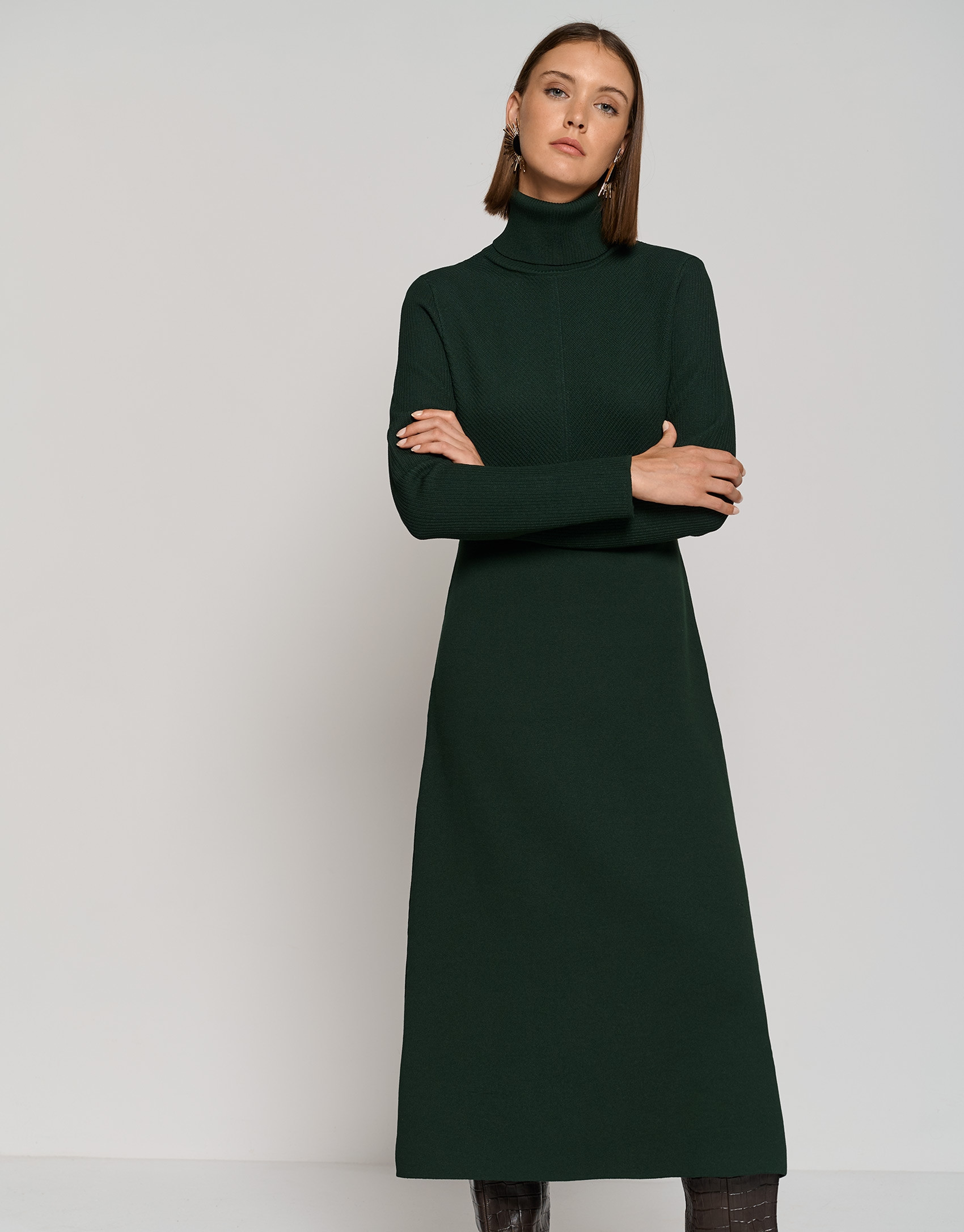 Green knit midi dress with long sleeves - Woman | Roberto Verino