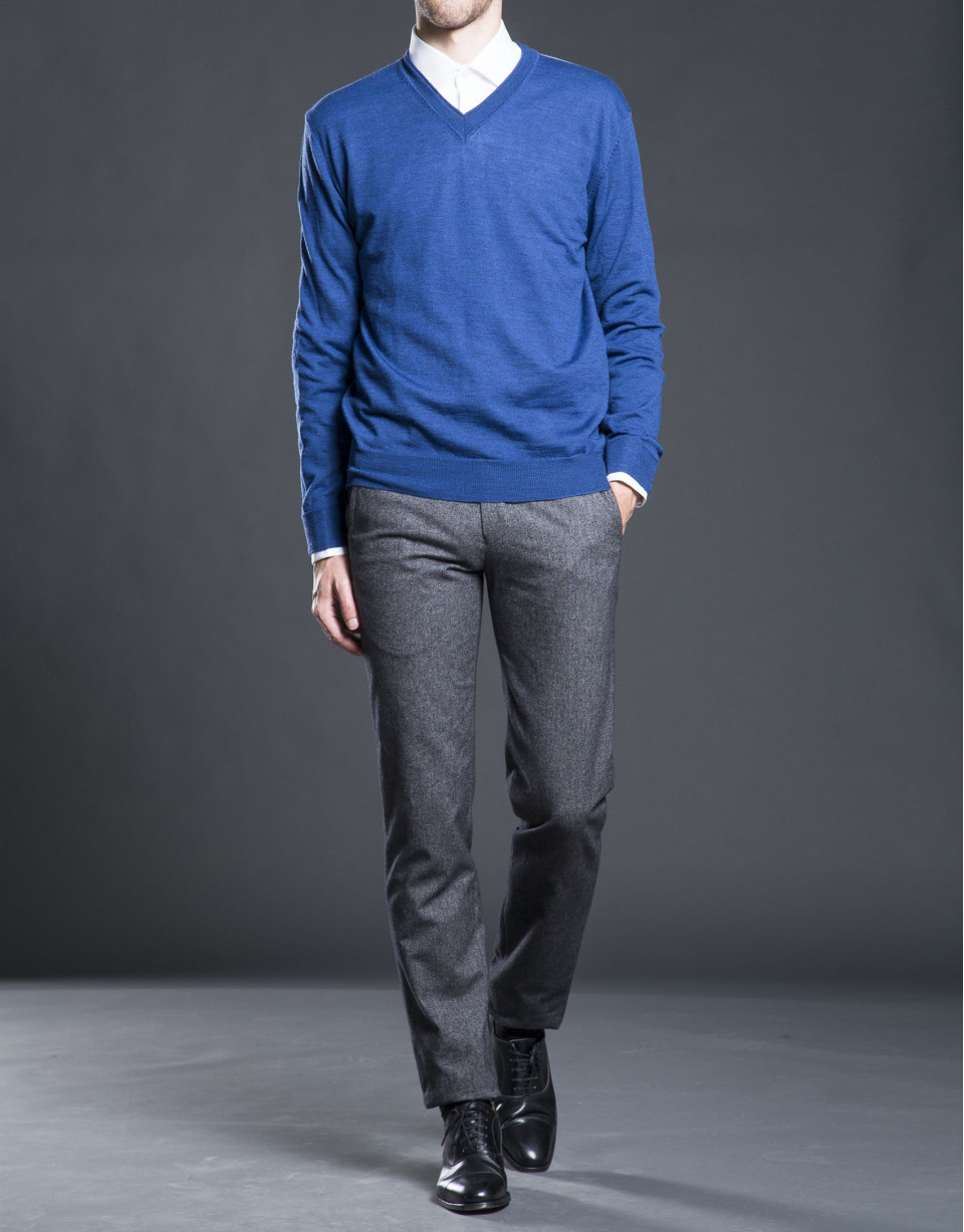Basic blue knit sweater 