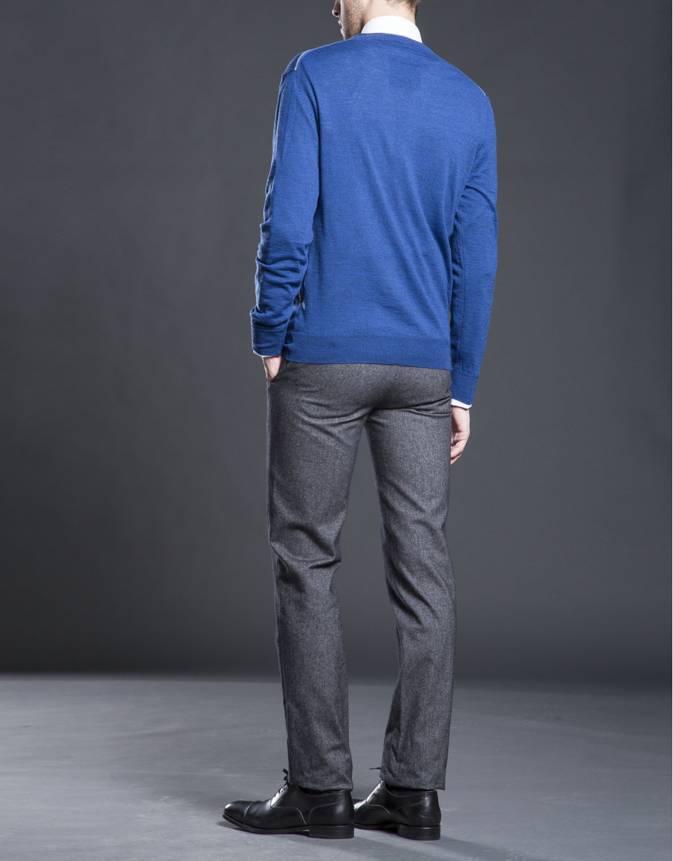 Basic blue knit sweater 