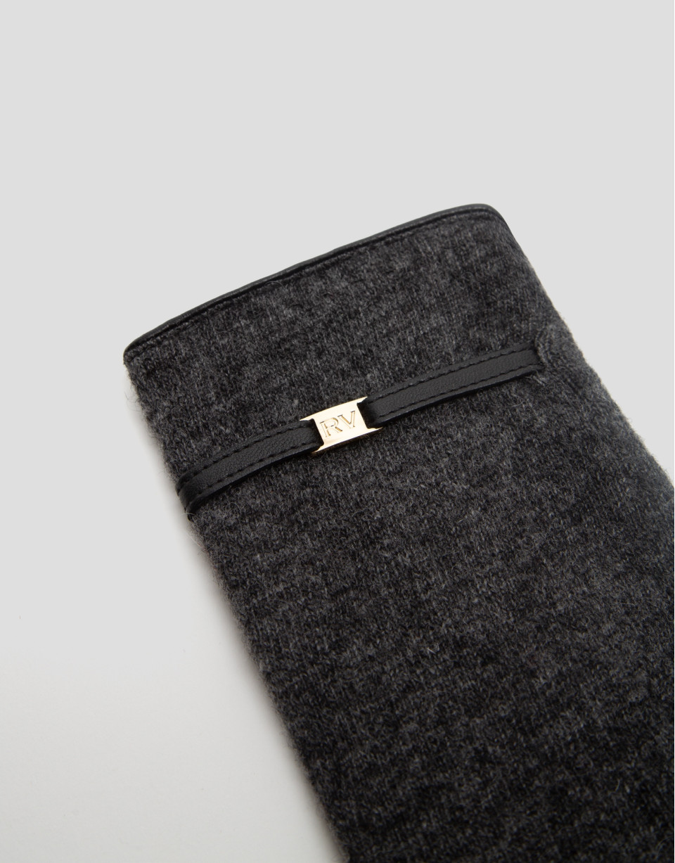 Dark gray knit gloves with leather trim