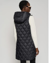 Long black quilted vest - Woman - AW2023 | Roberto Verino