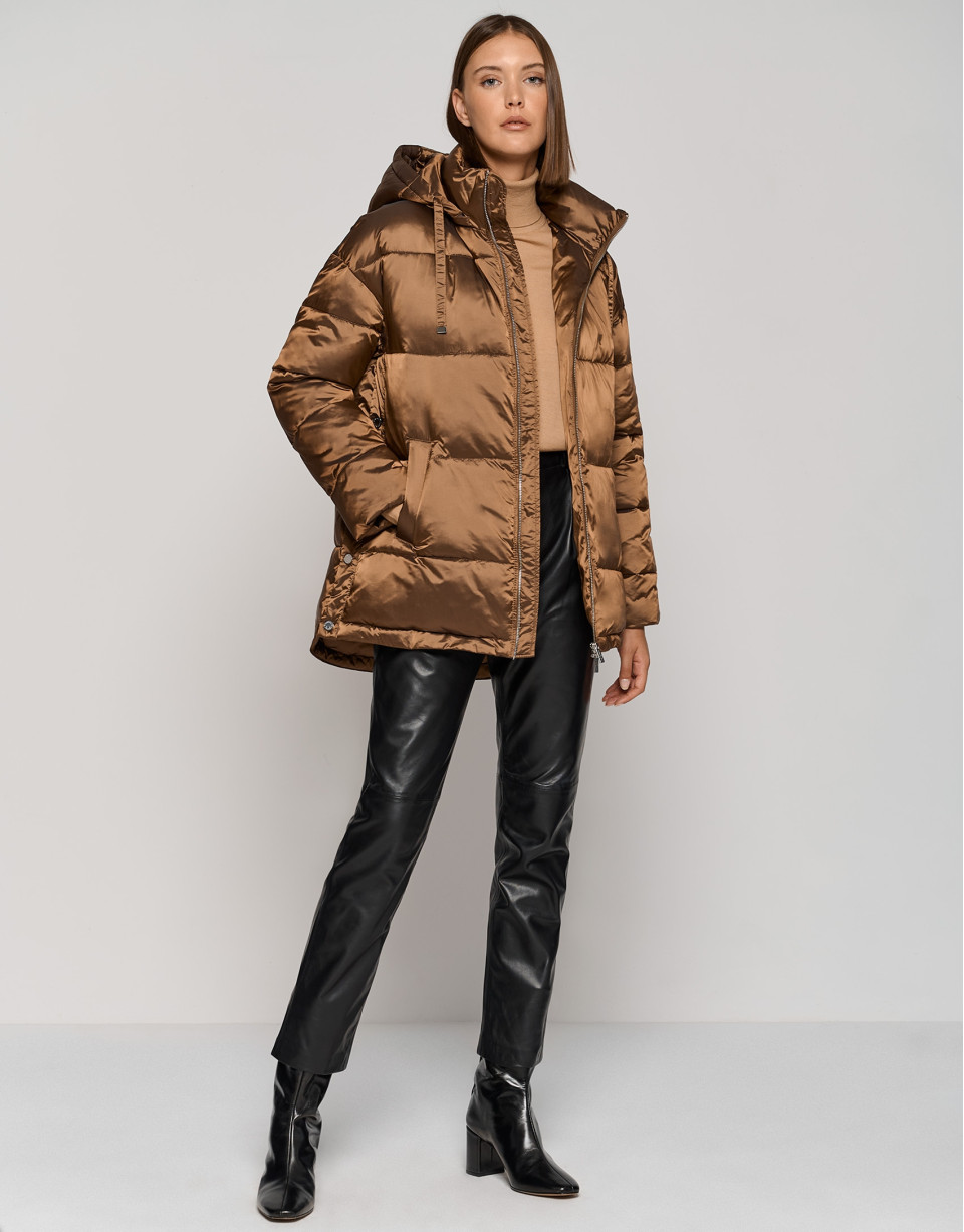 Brown quilted windbreaker with hood and side slits 
