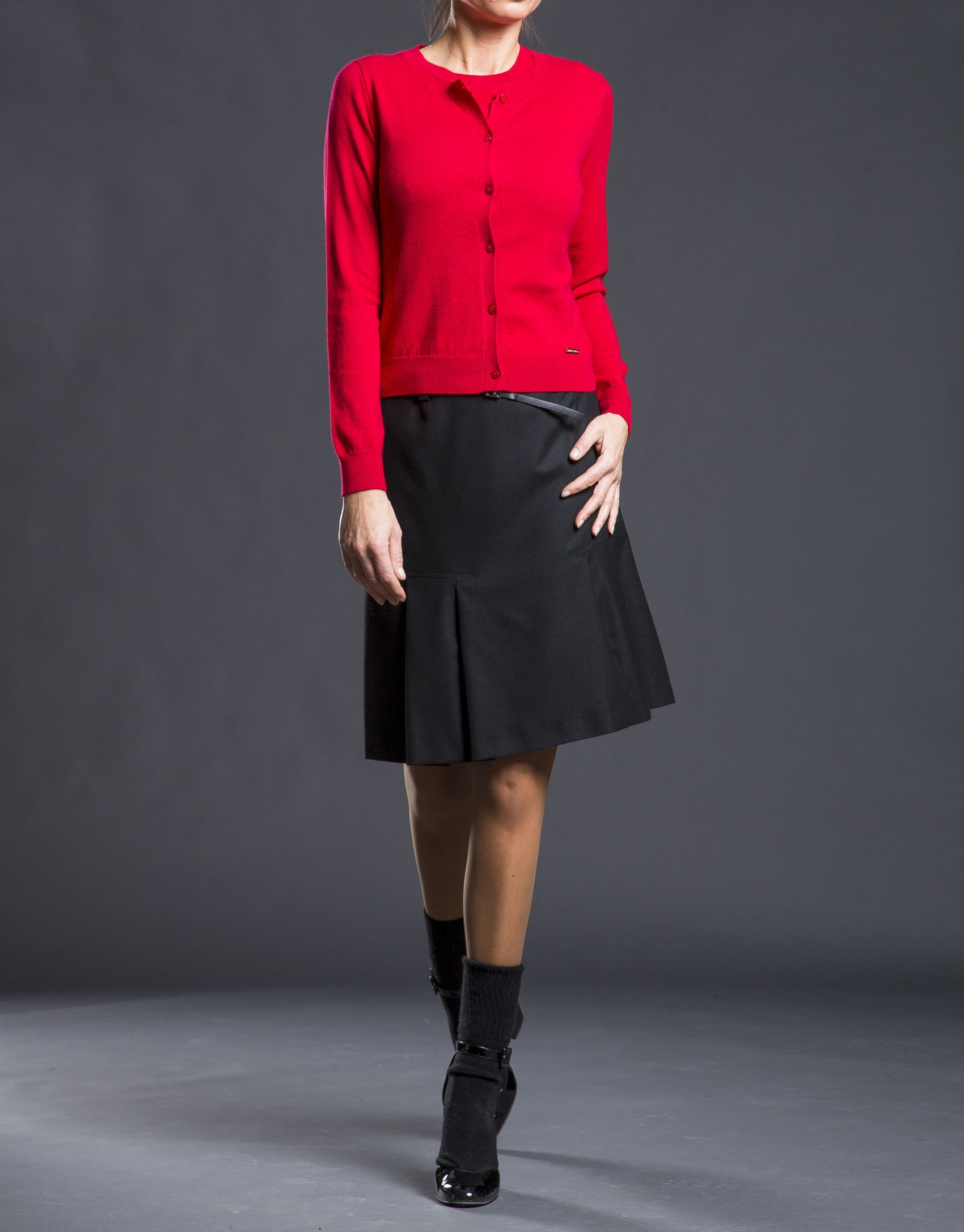 Fine knit red jacket 