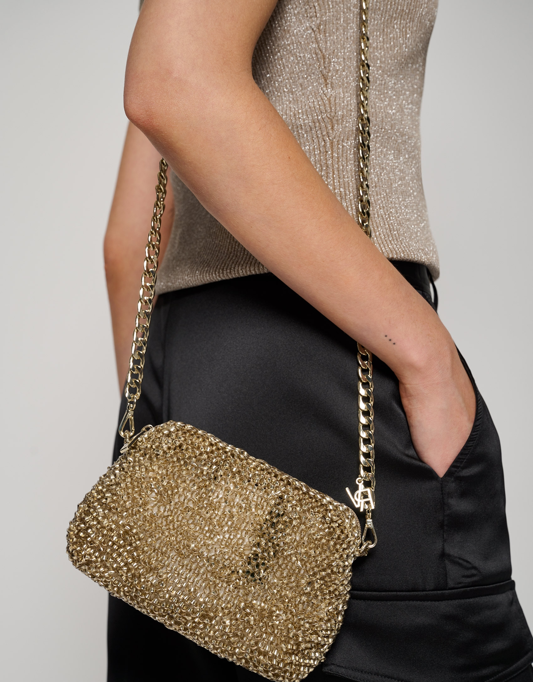 Bolso bandolera trenzado dorado Devyn Bag | Roberto Verino