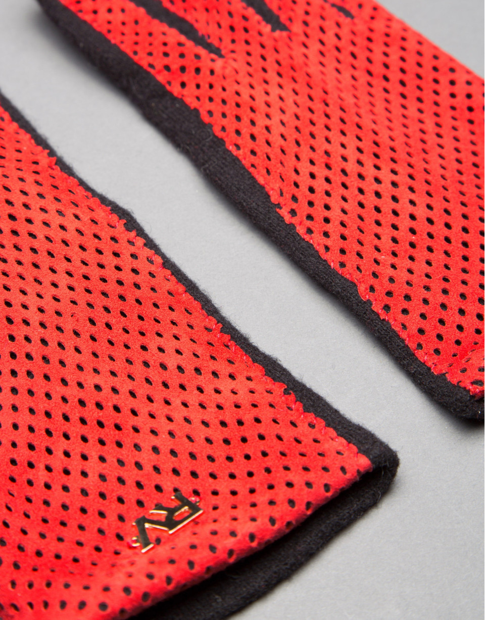 Black knit gloves with red embossed suede 