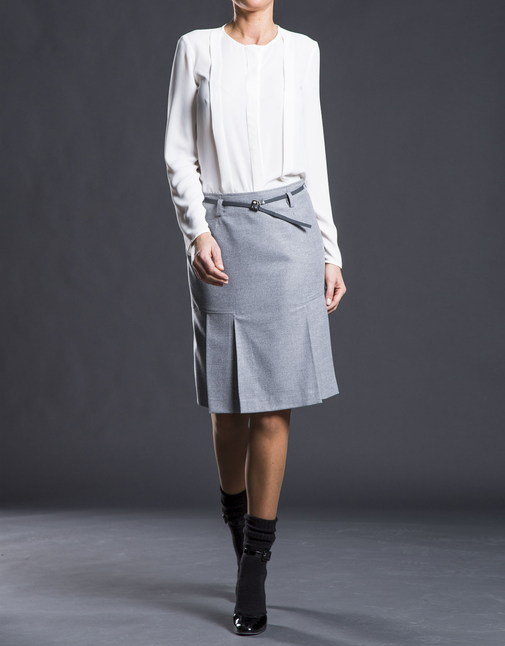 Gray skirt with bottom pleats.