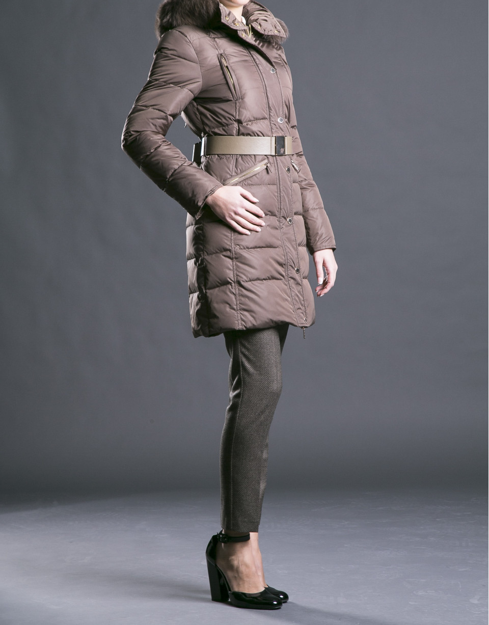 Long camel ski jacket