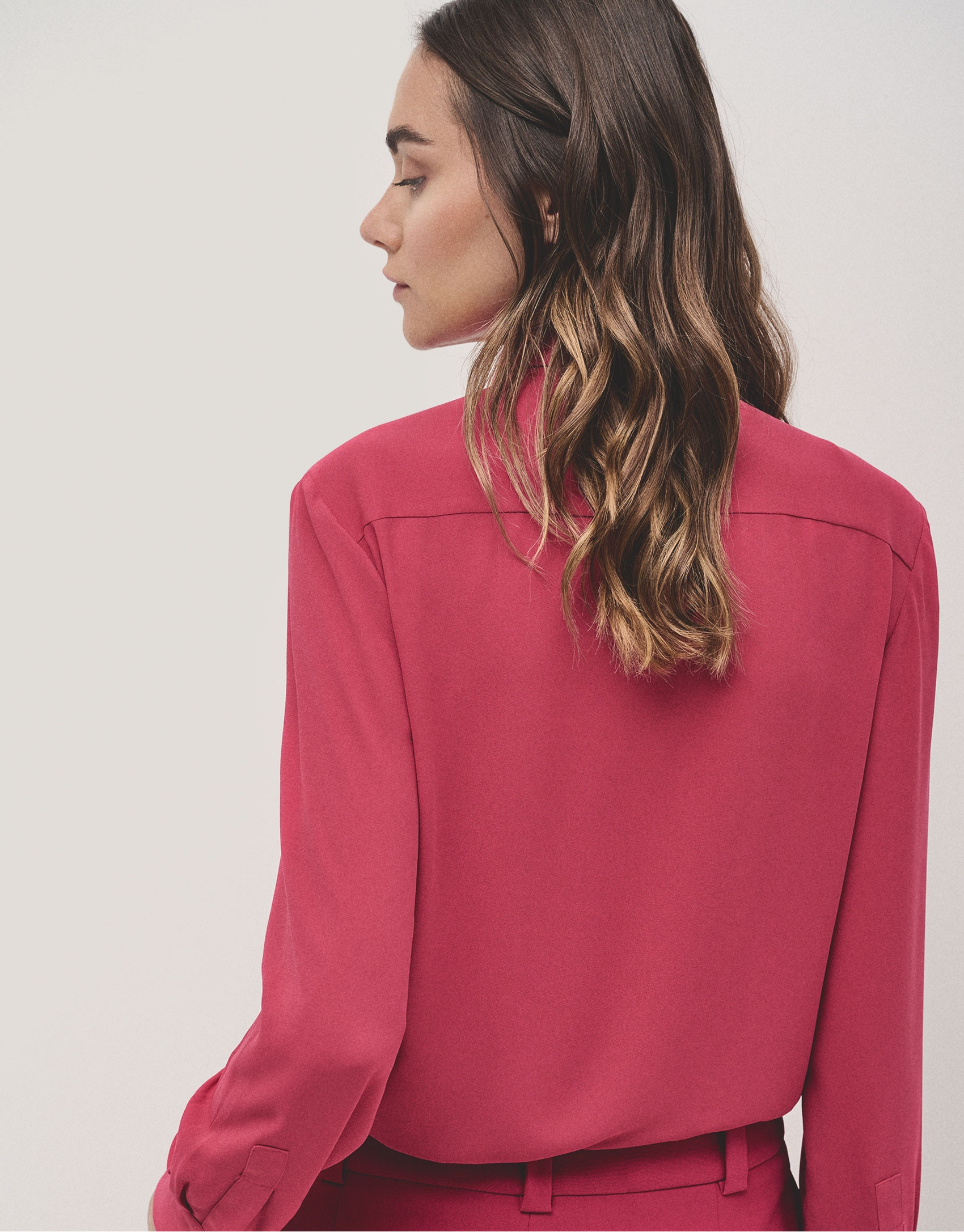 Blusa tabla central crepé ligero frambuesa | Roberto Verino