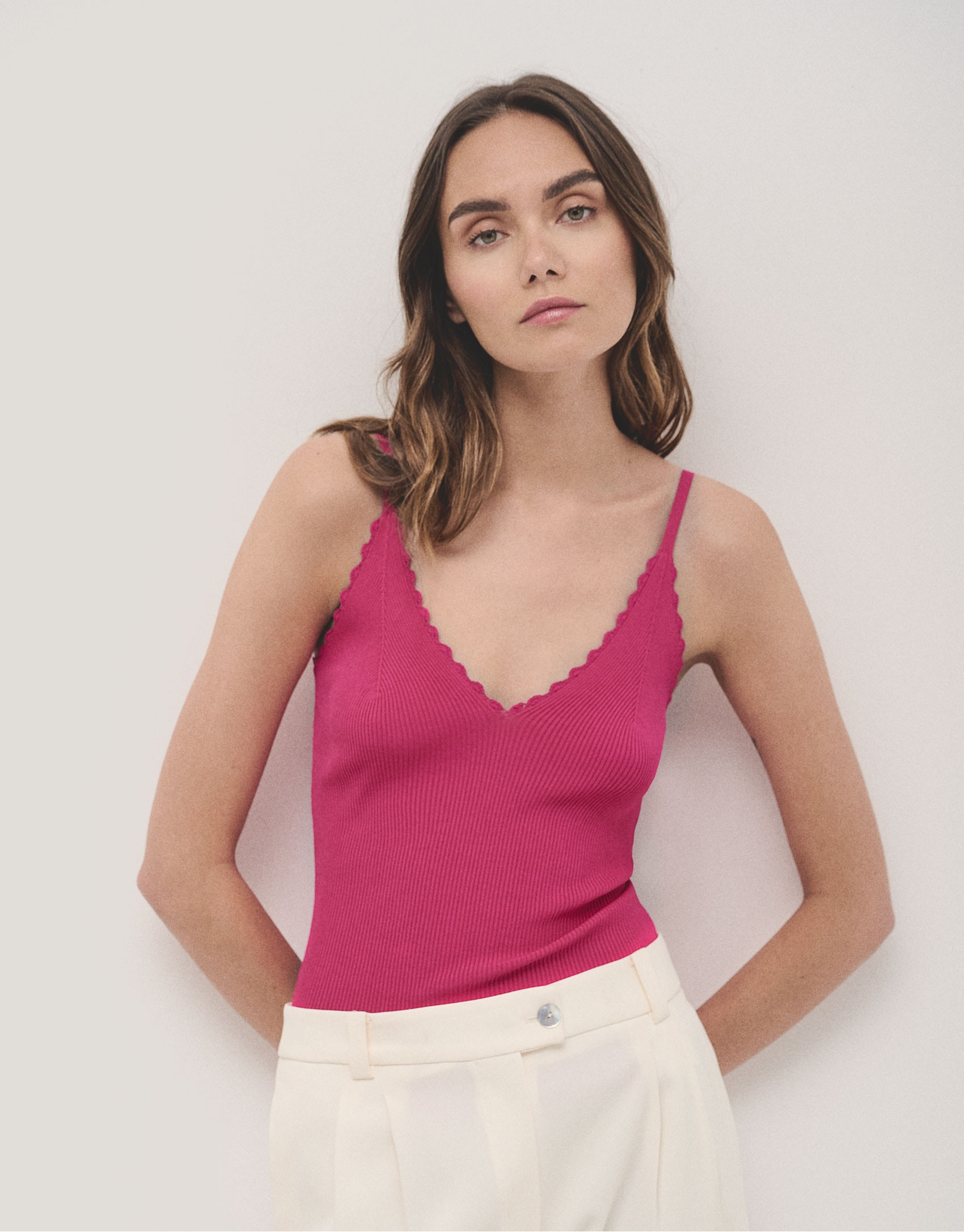 Knit and crochet straps top raspberry - Woman | Roberto Verino