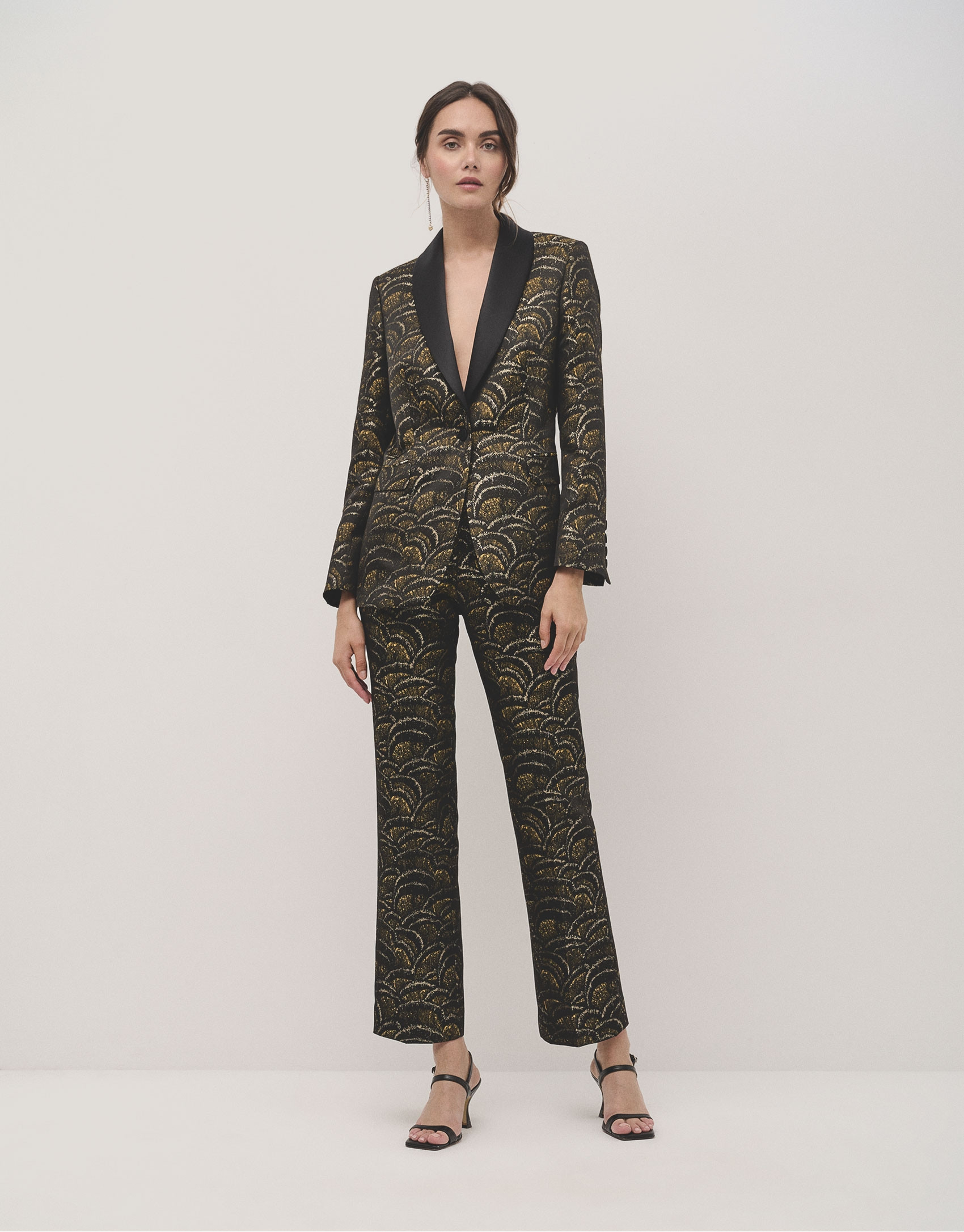 Straight jacquard golden waves pants - Woman | Roberto Verino