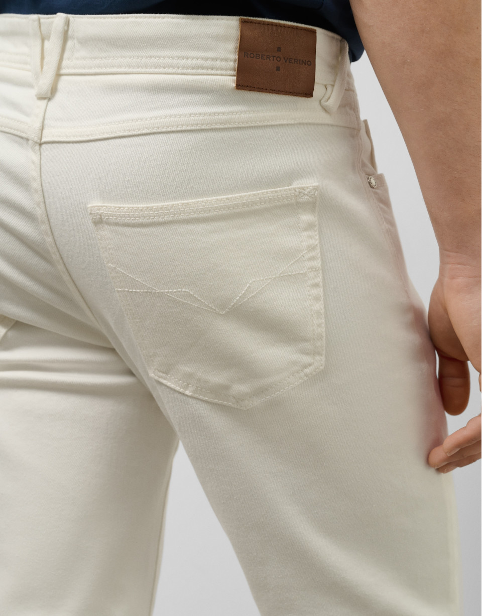 Pantalón cinco bolsillos sarga tintada crudo | Roberto Verino