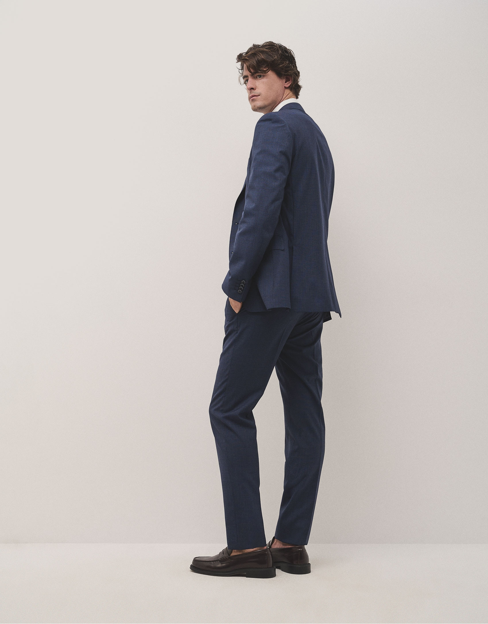 Traje half canvas slim fit microcuadros tonos... | Roberto Verino