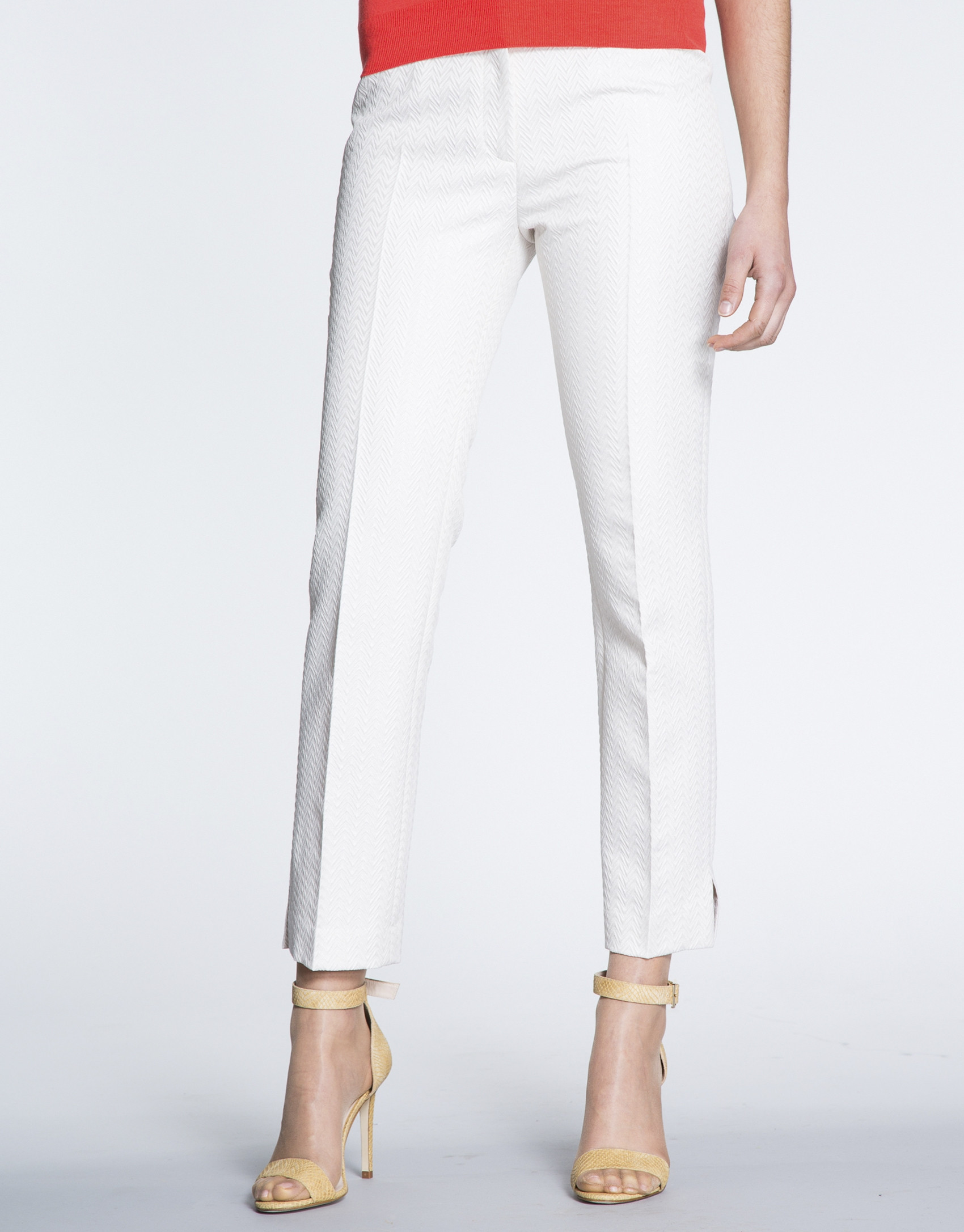 Pantalón recto Jacquard espiga en crudo.