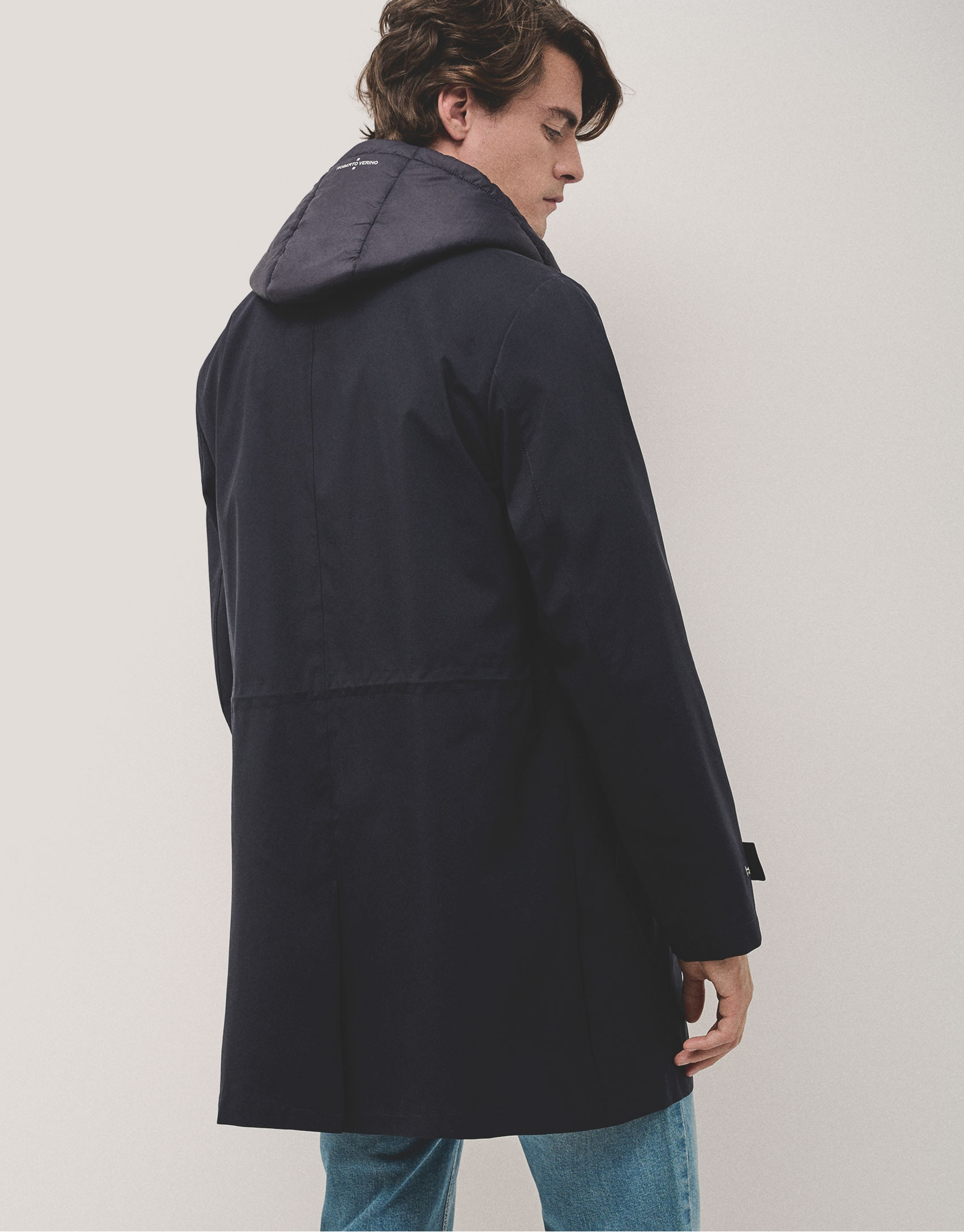 Navy blue trench coat with detachable ... | Roberto Verino