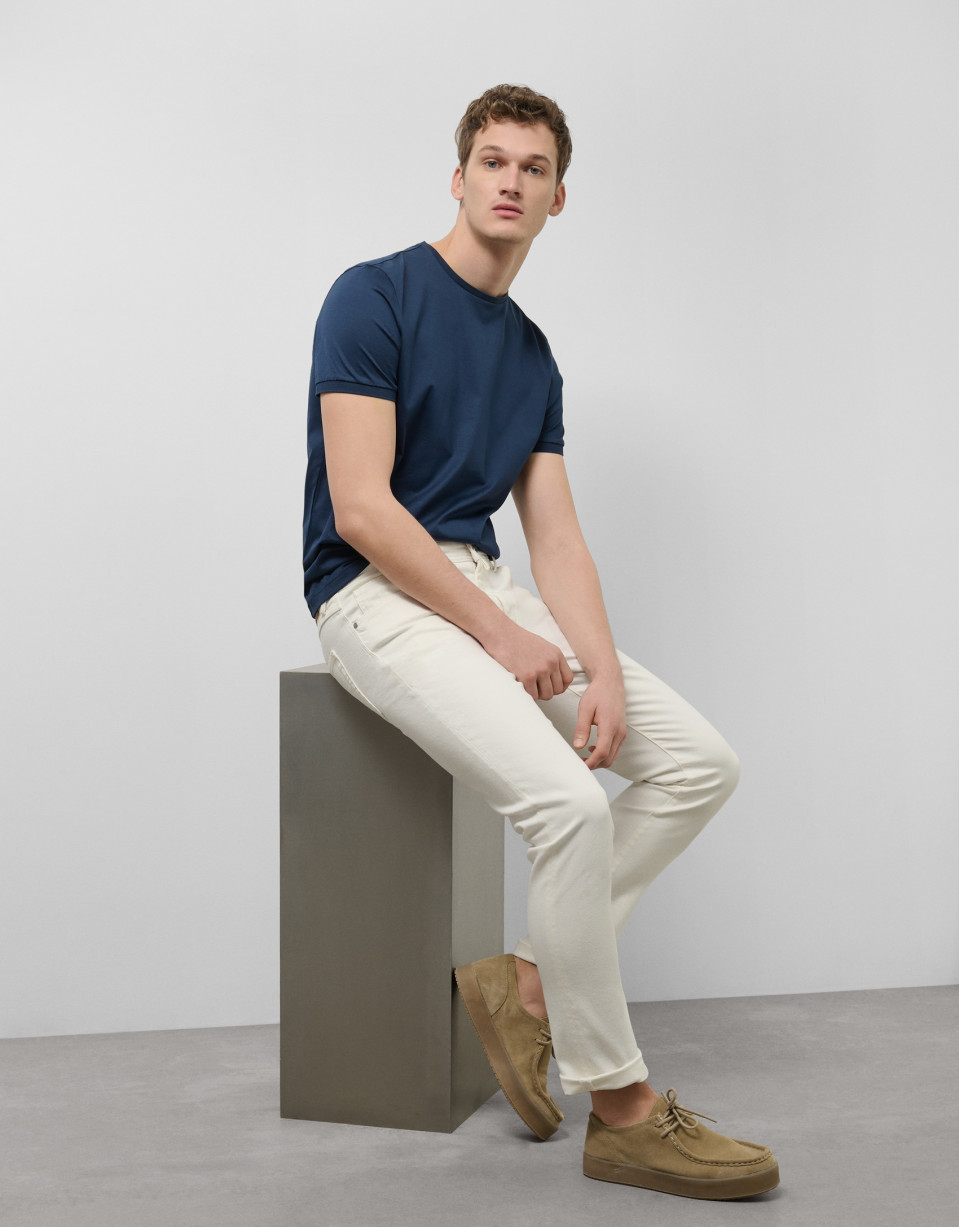 Pantalon cinco bolsillos sarga tintada crudo