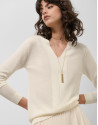 Beige light gauge knit sweater with V-neck | Roberto Verino