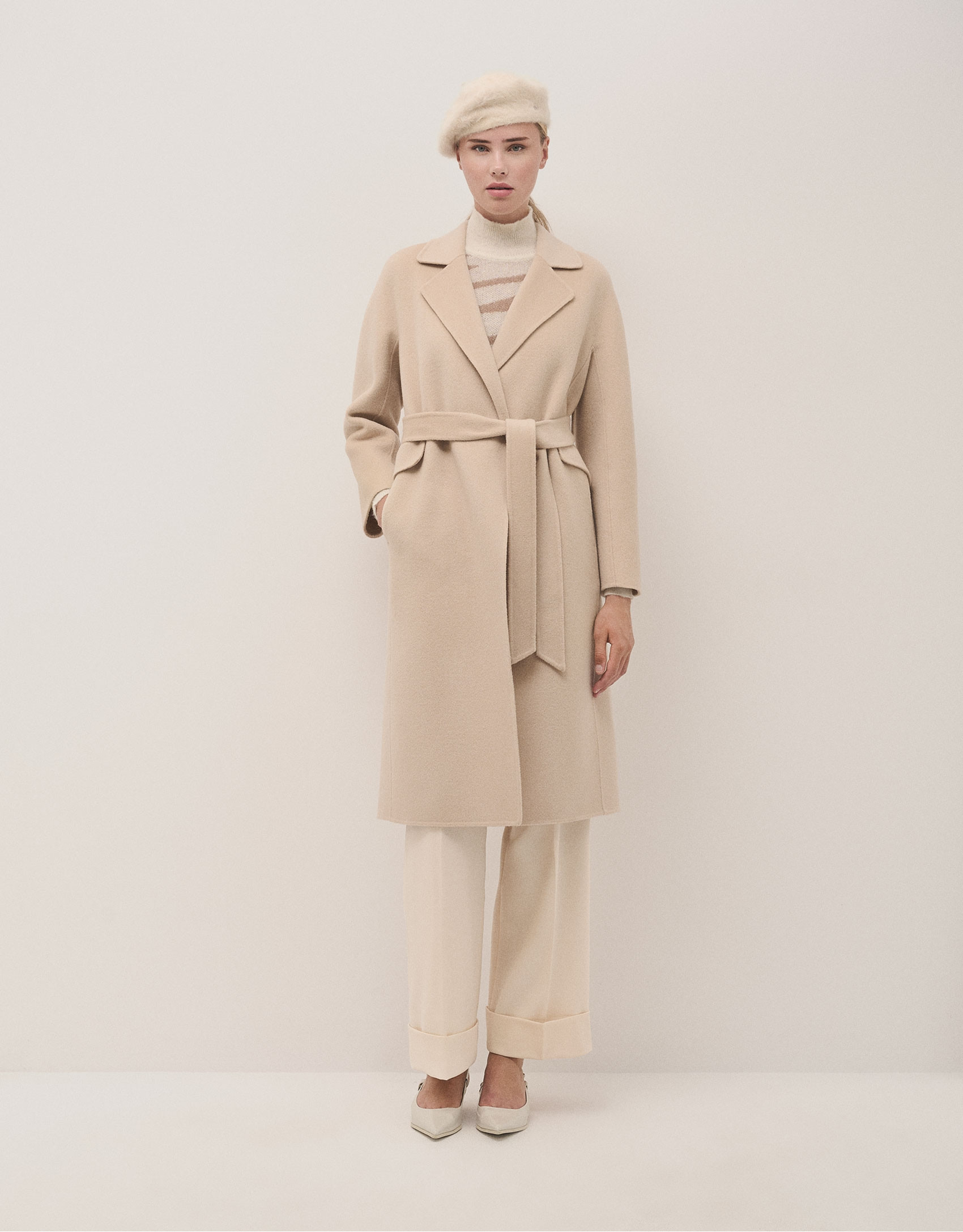 Oversize long beige double-faced cloth coat | Roberto Verino