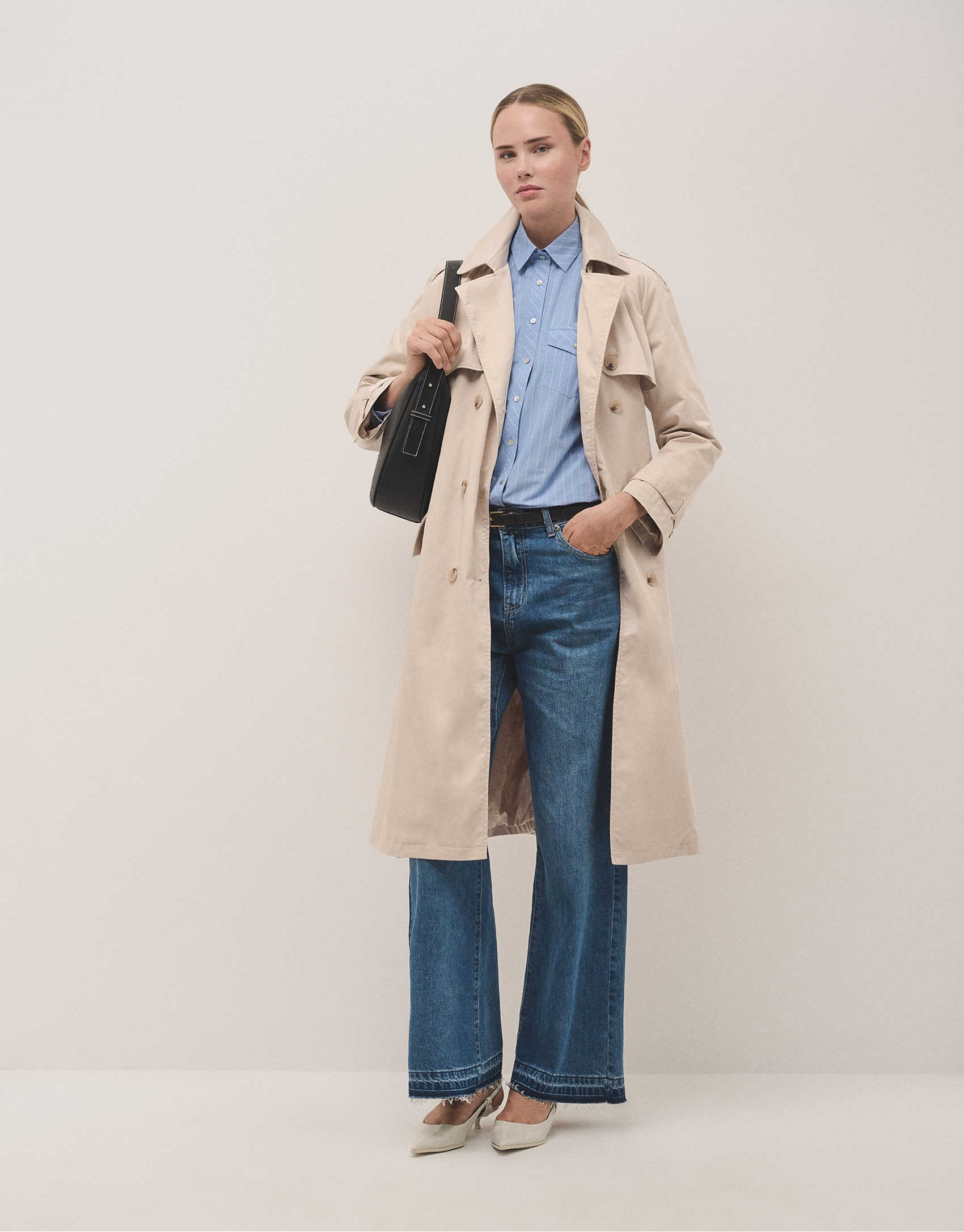 Gabardina clásica beige - Sale - PV2025 | Roberto Verino