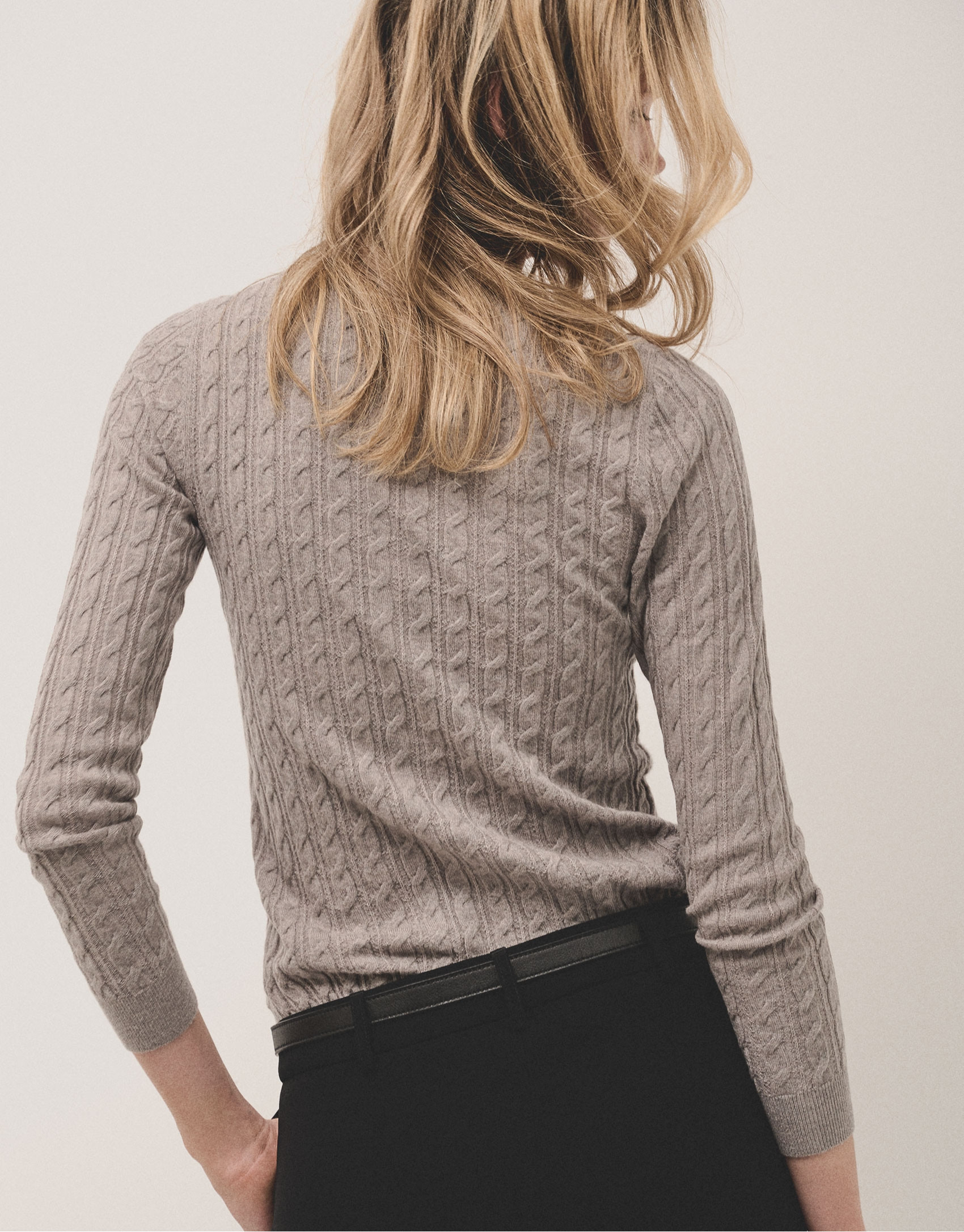 V-neck cardigan knitted wool taupe - Woman | Roberto Verino
