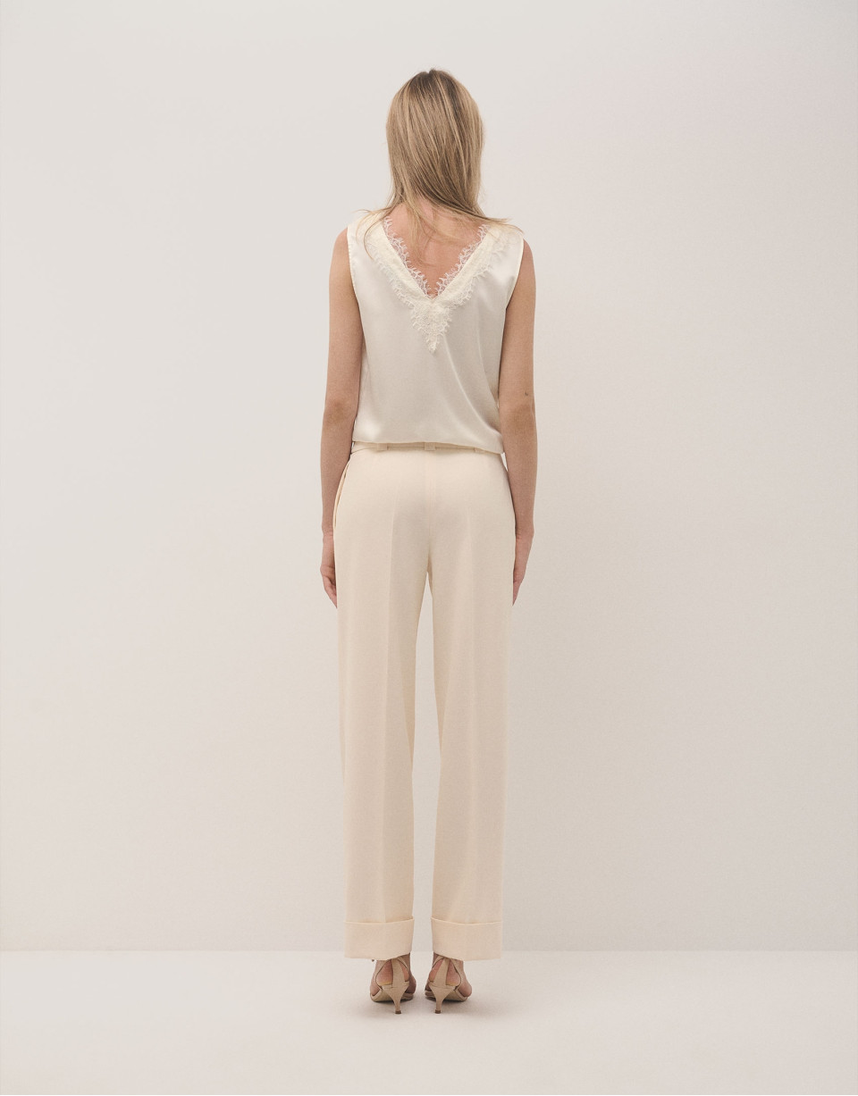 Ecru crepe tailored pants with rolled-up hem | Roberto Verino