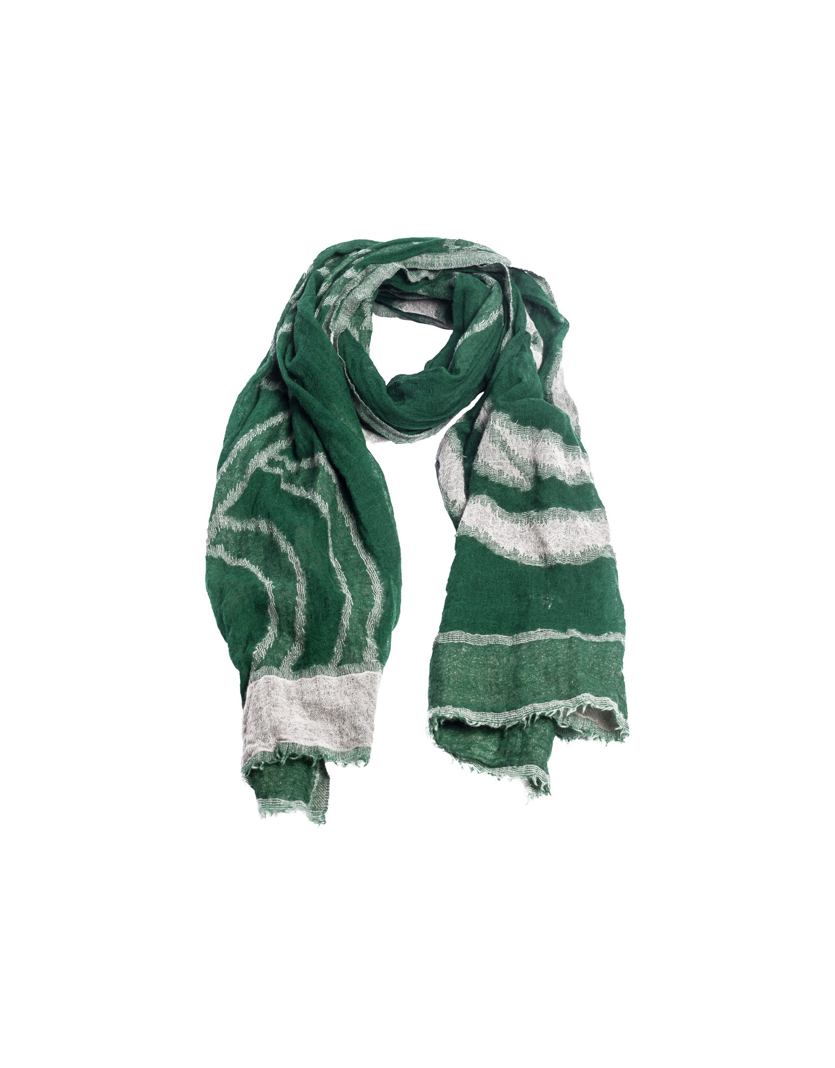 Foulard verde con dibujos geométricos.