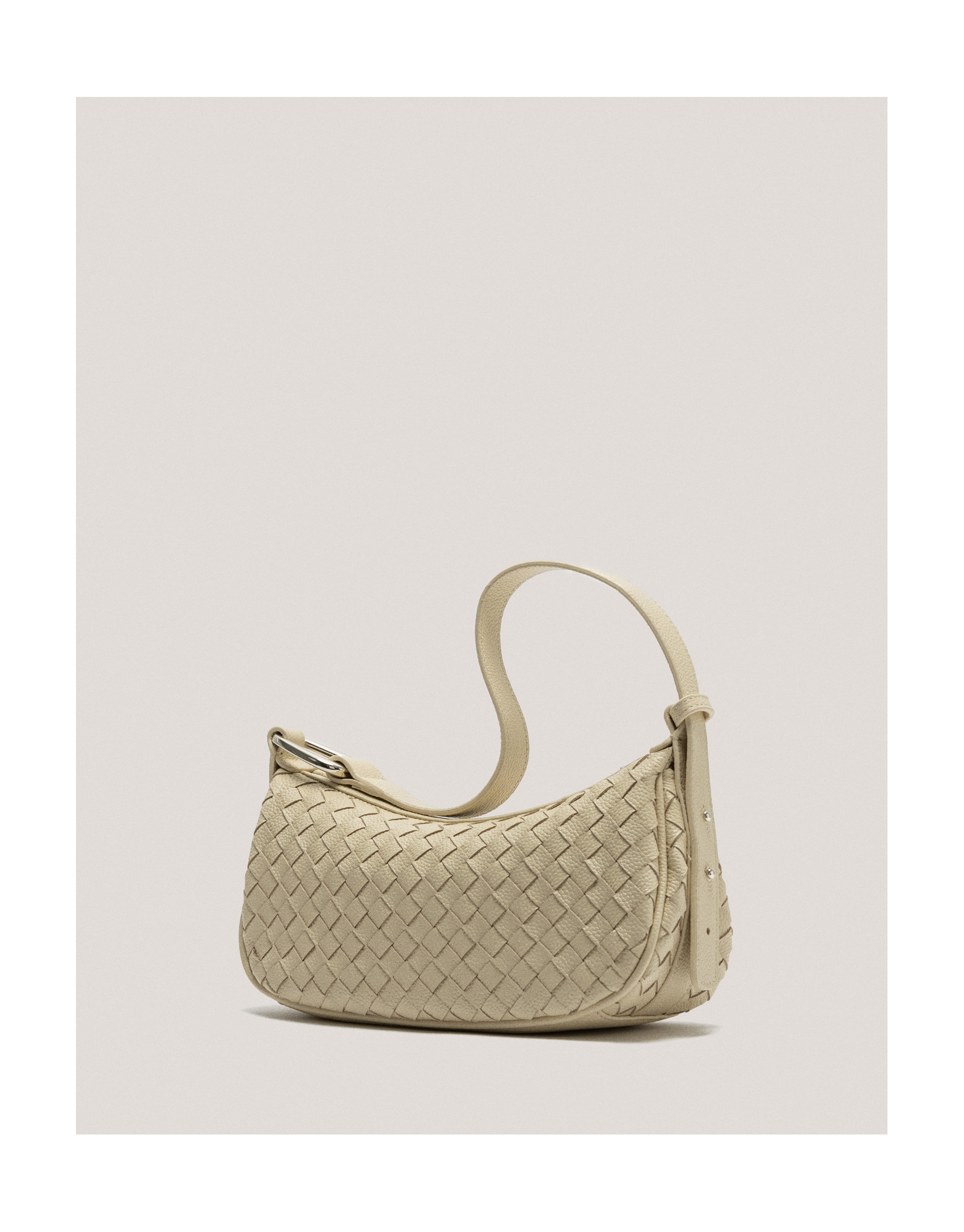 Beige braided leather Erea Moon shoulder bag | Roberto Verino