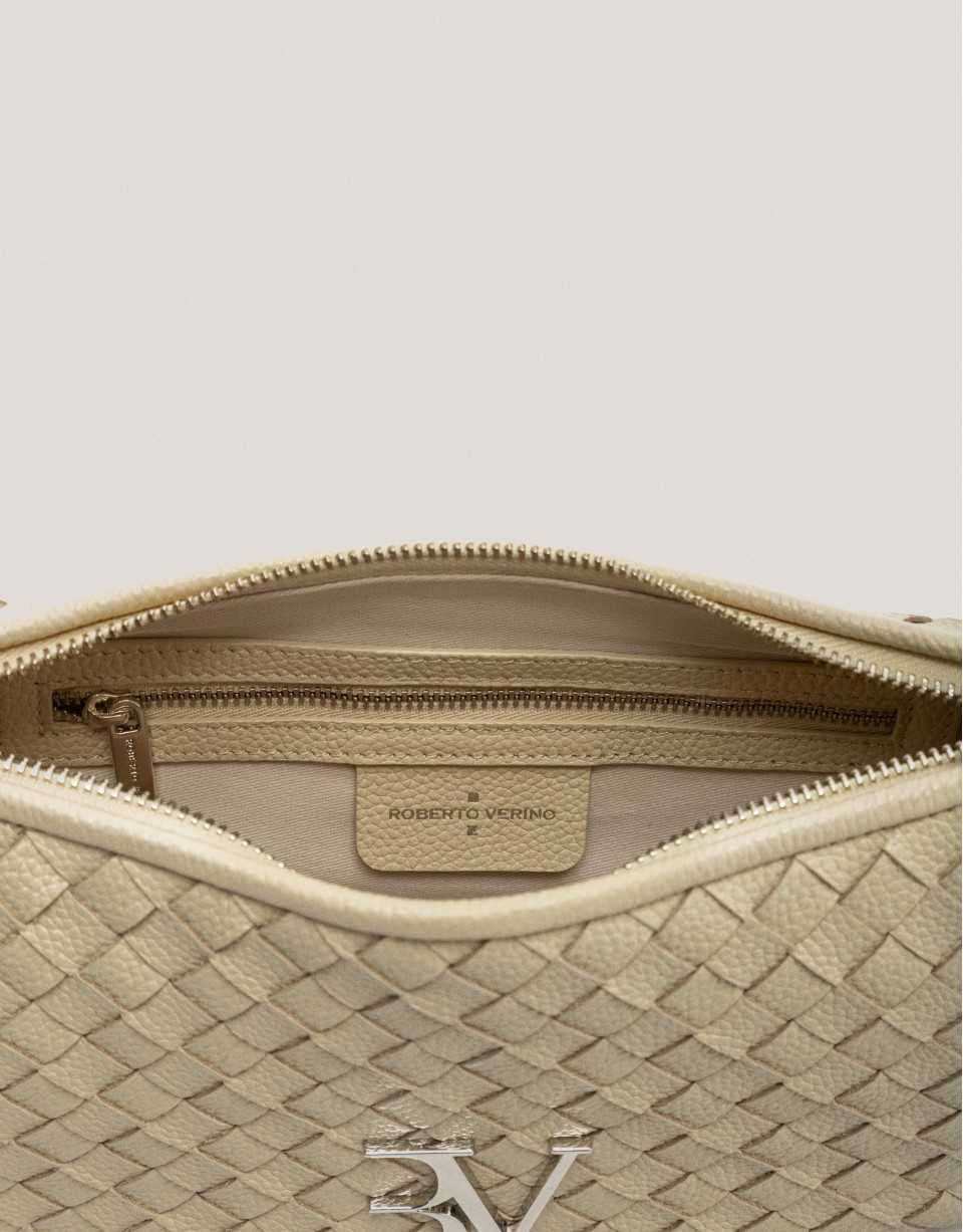 Bolso de hombro Erea Moon piel trenzada beige | Roberto Verino