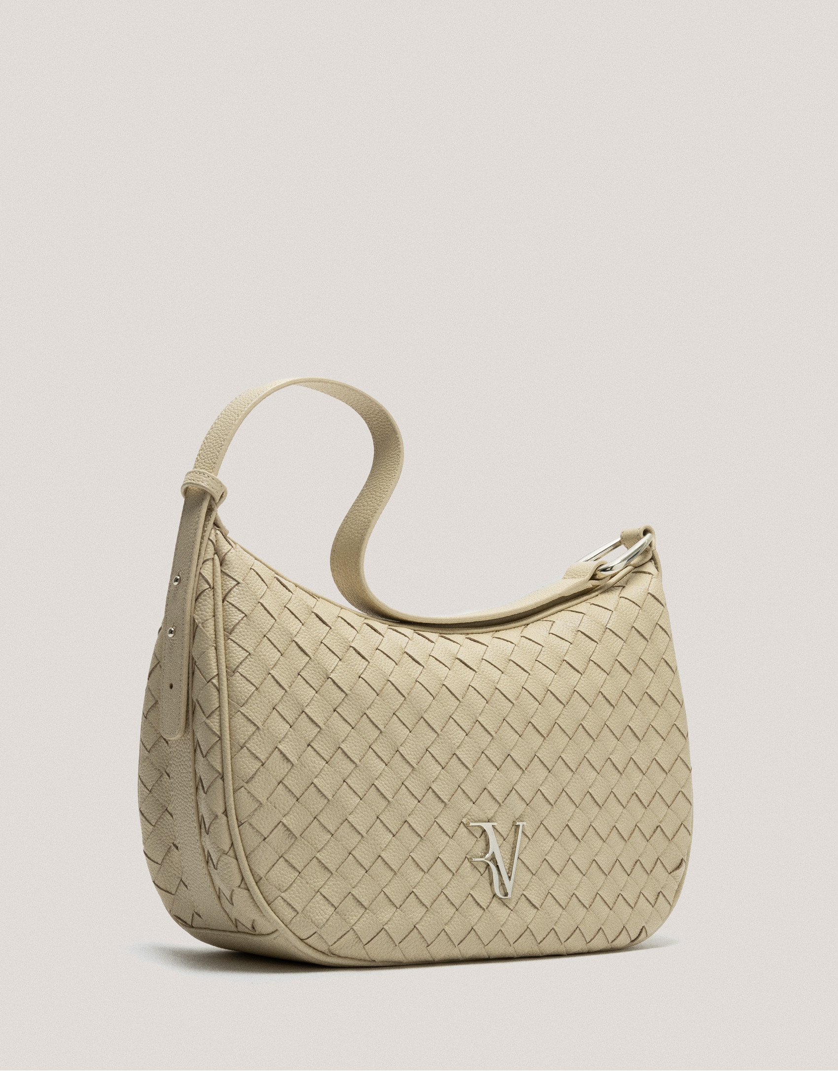 Large beige braided leather Erea Moon Maxi ... | Roberto Verino