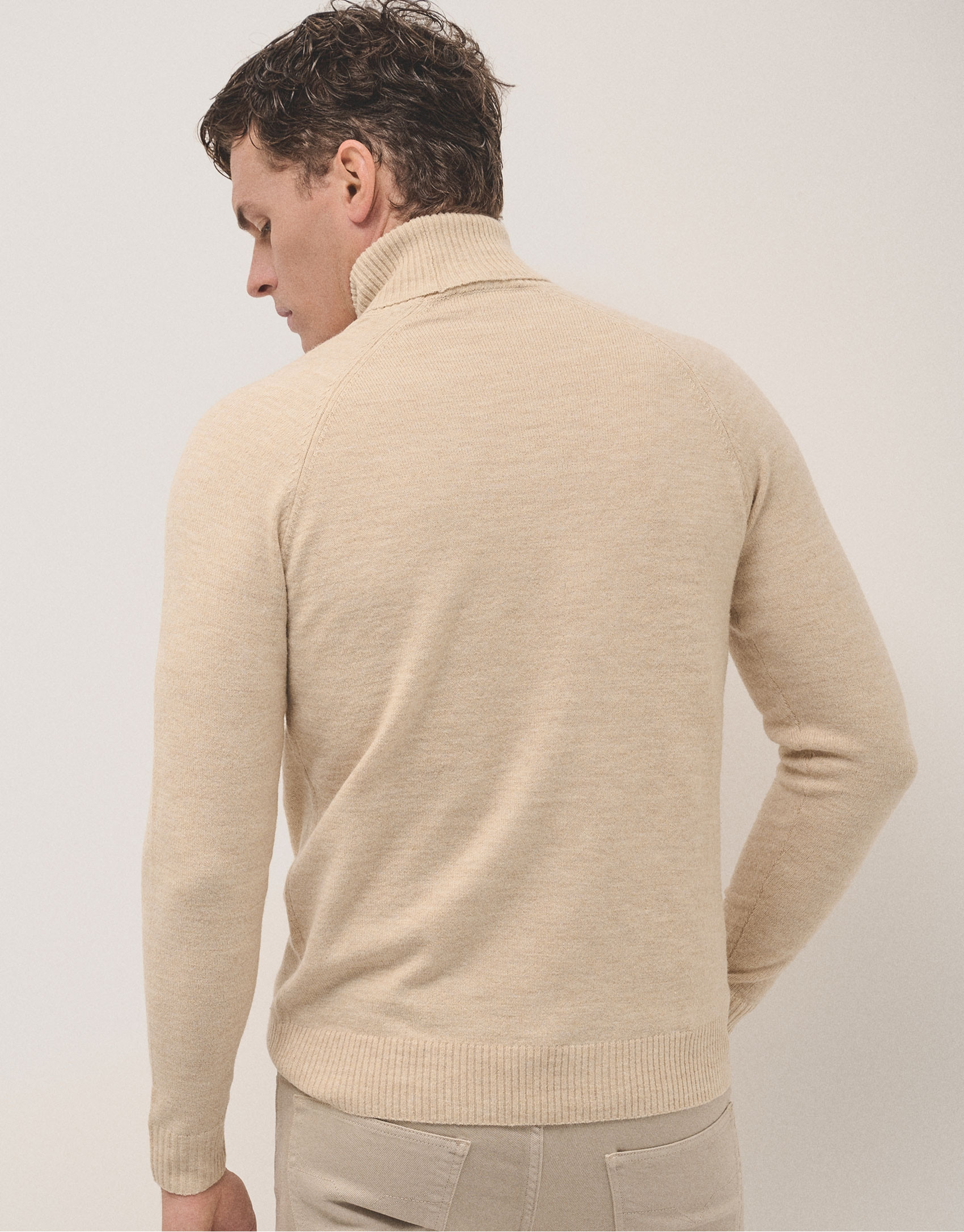 Jersey cuello cisne arena melange - Hombre | Roberto Verino